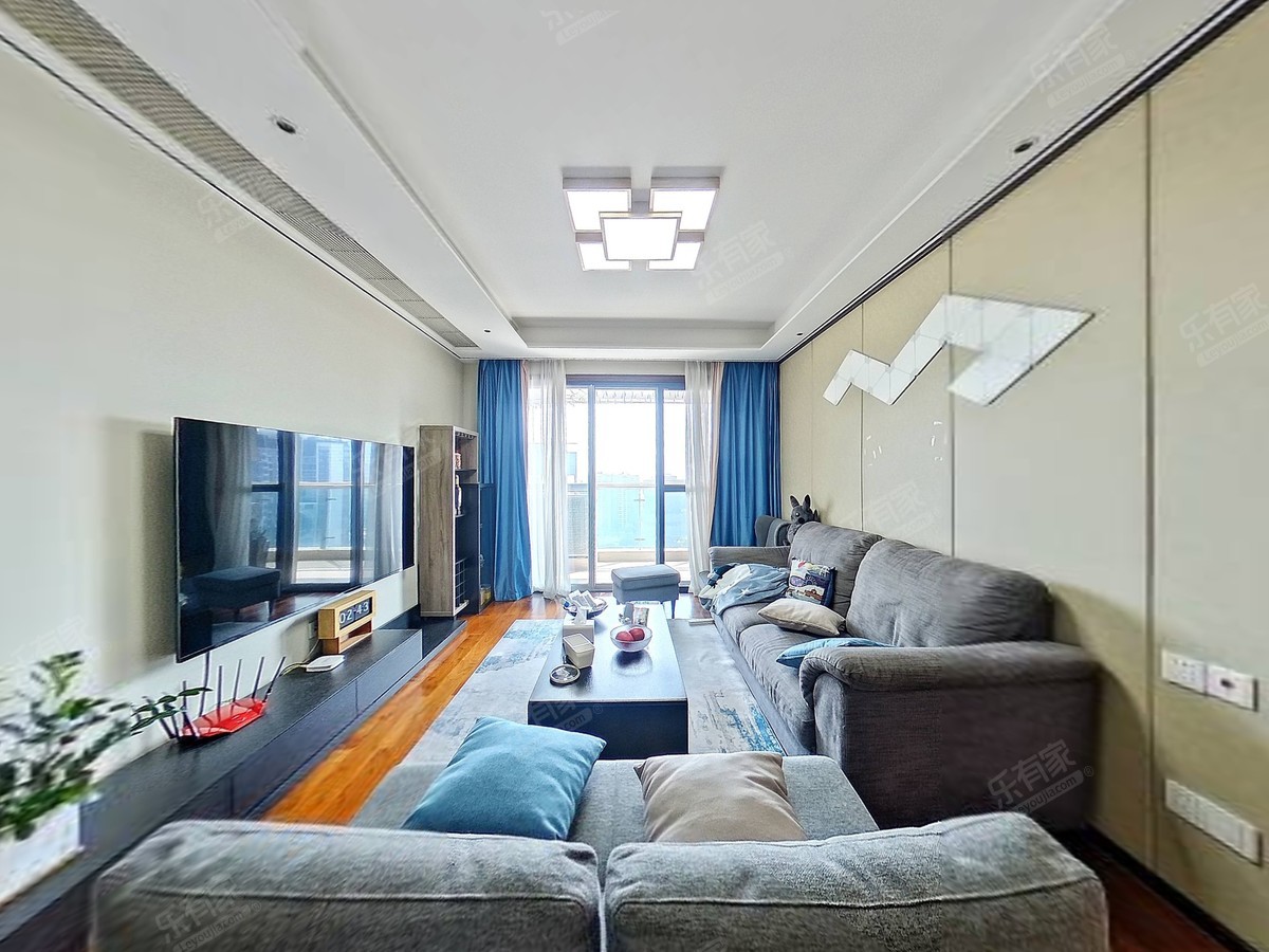 （新出）金地公寓高拓展户型，精装交付，诚心出-珠海金地国际公寓二手房