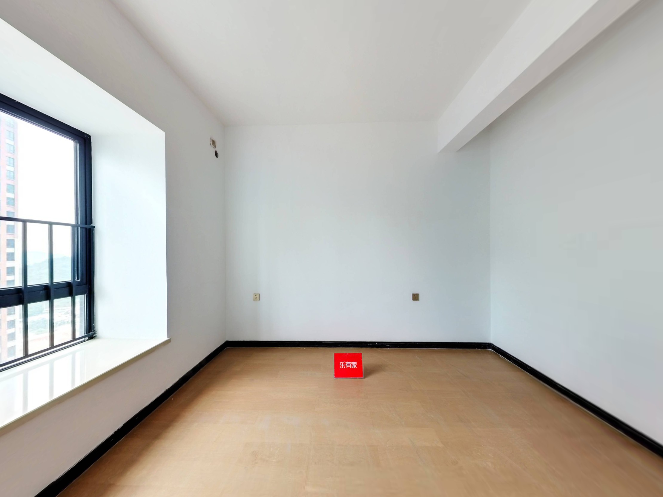 金色年华花园精装房子出售