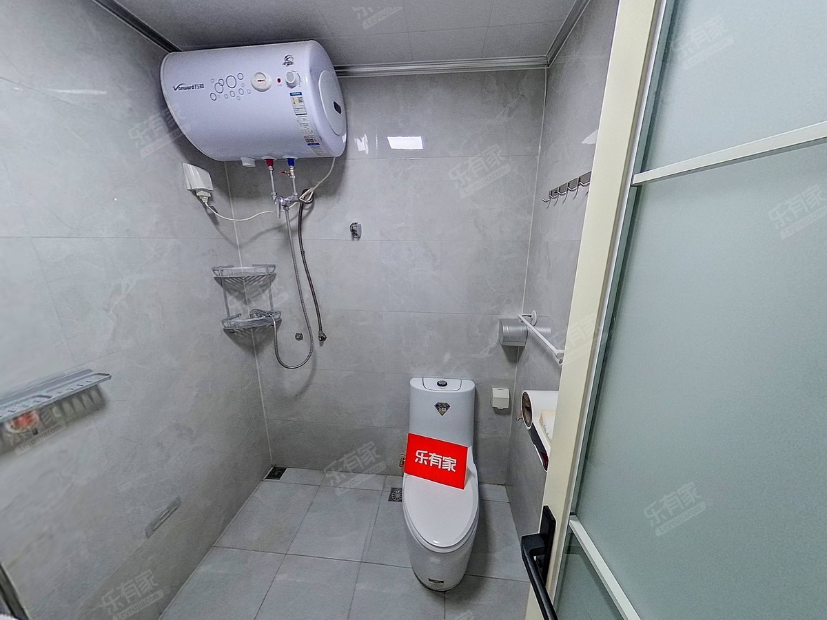 阳光粤海花园厕所-2