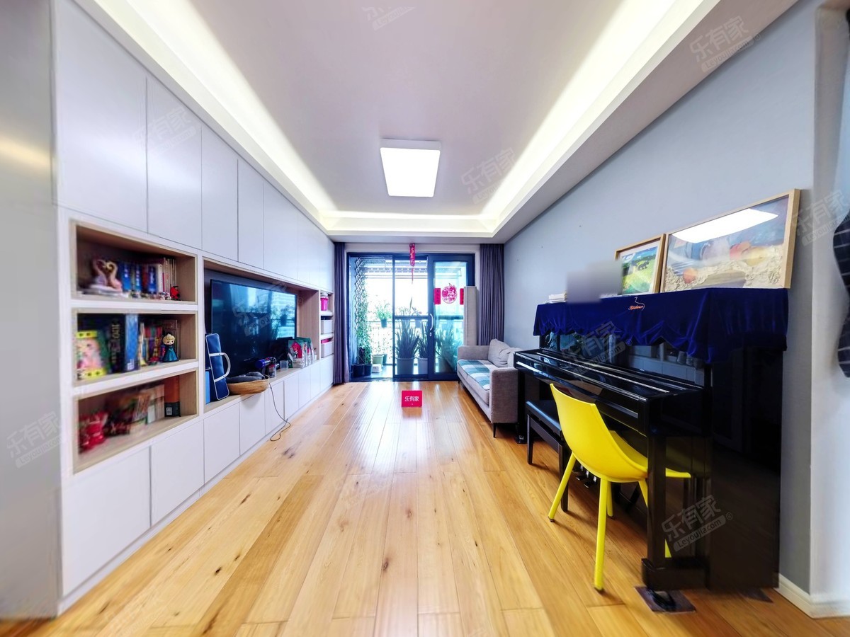 半岛城邦二期，滨海社区，看房提前联系，诚心出售