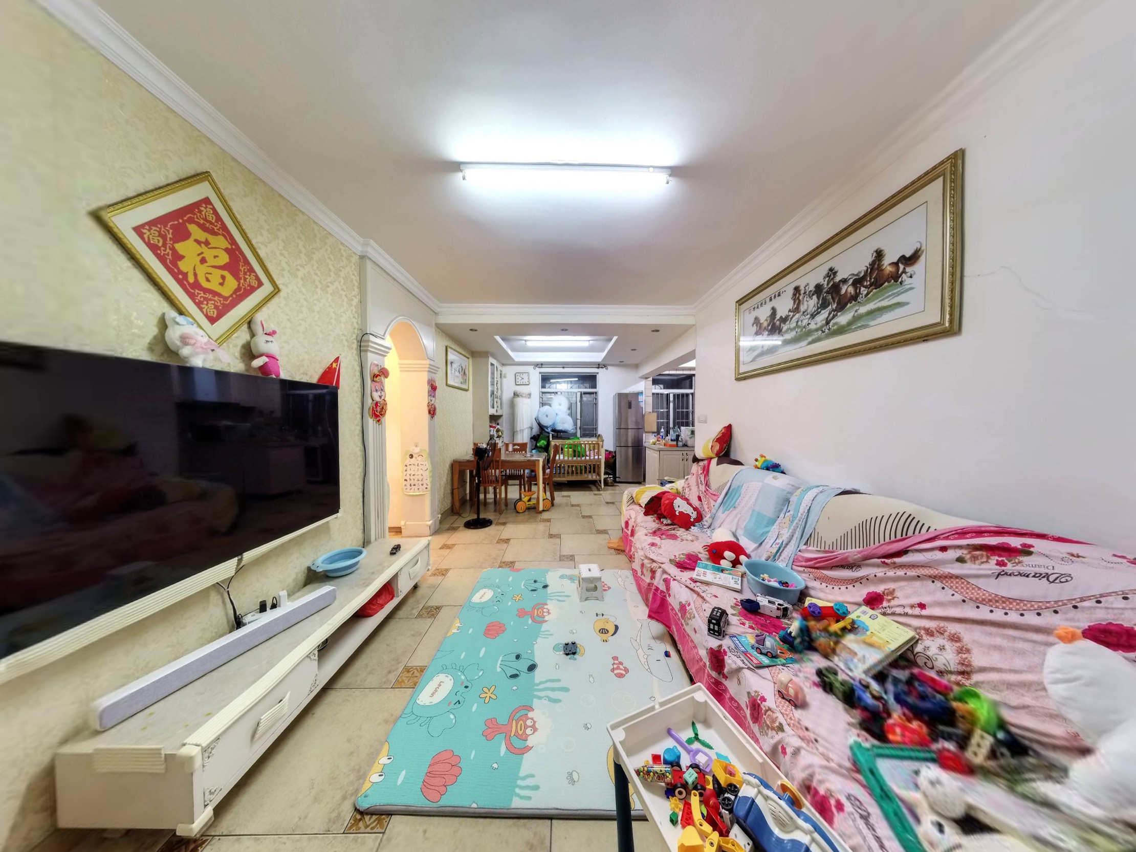 玮鹏花园方正户型，通风采光佳，重点学校旁，地面花园美，人车分流，业主诚售，随时看房！