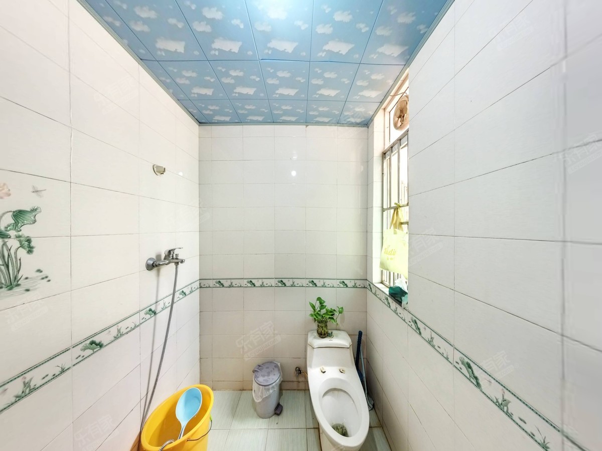 茵悦之生花园一期南普装2室2厅70.13m²