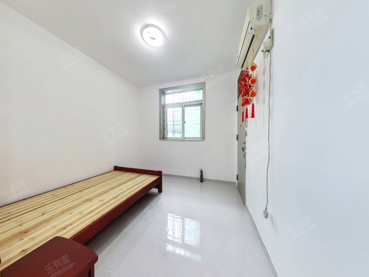 海岸，十年出一套空中复式，红本满五年，一本证