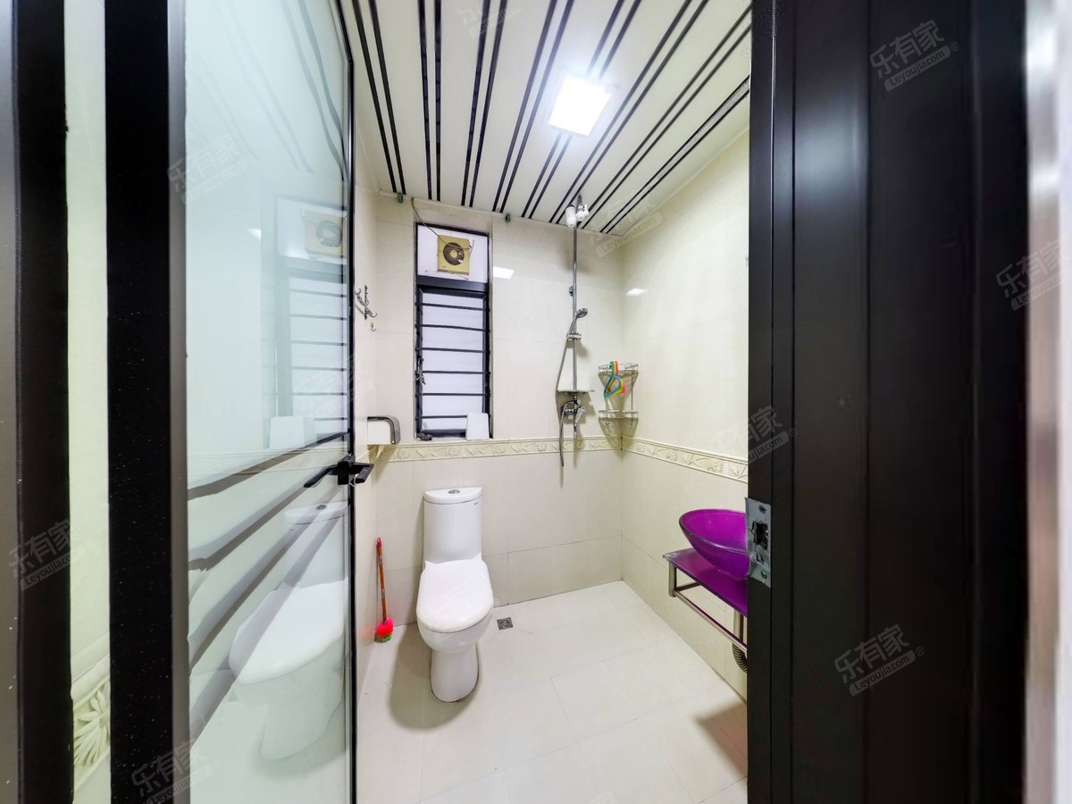 茵悦之生花园三期，南向精装3室2厅，高赠送诚心卖