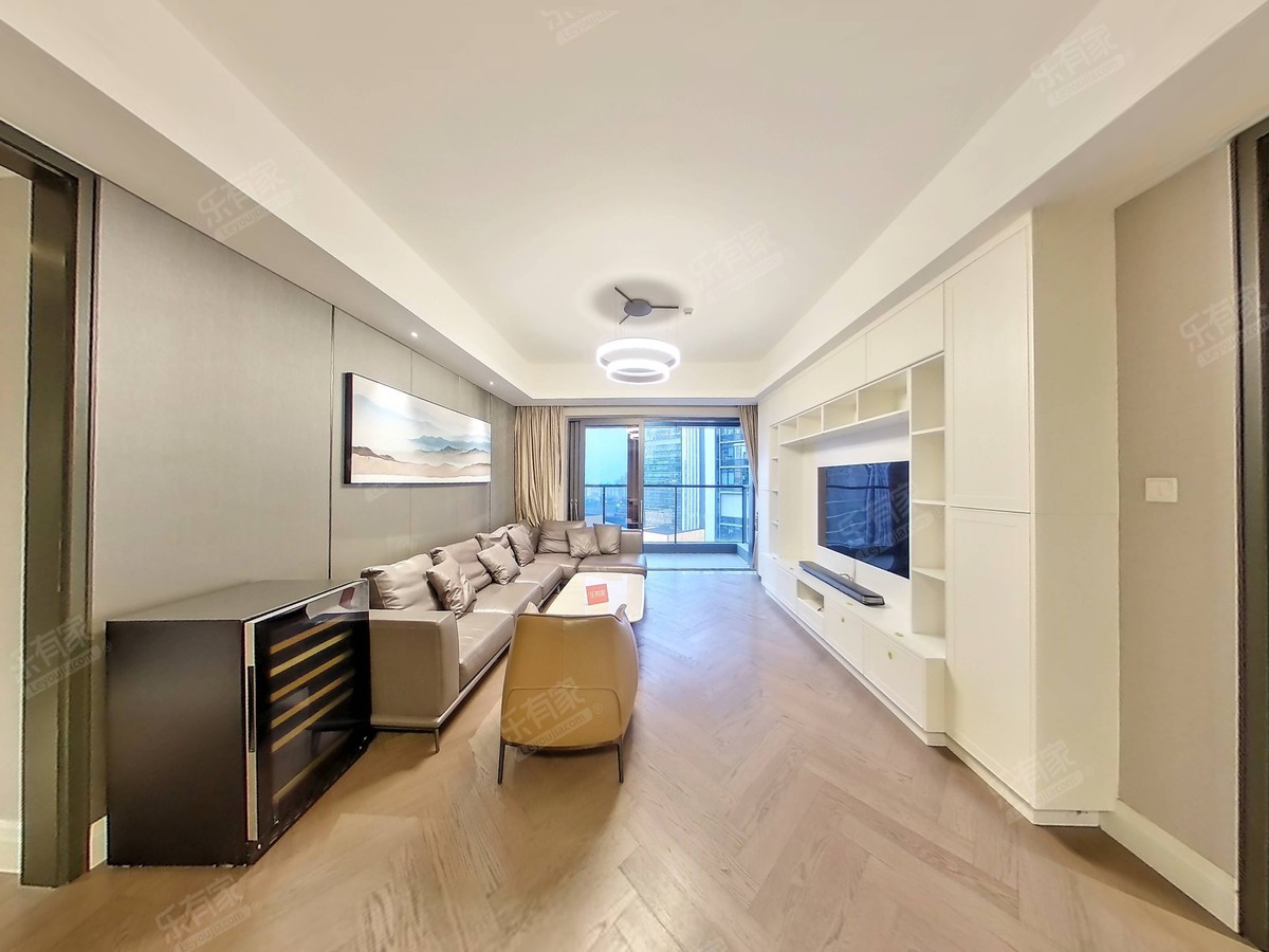 四房三卫出售，看房方便-深圳华润城润府二期二手房