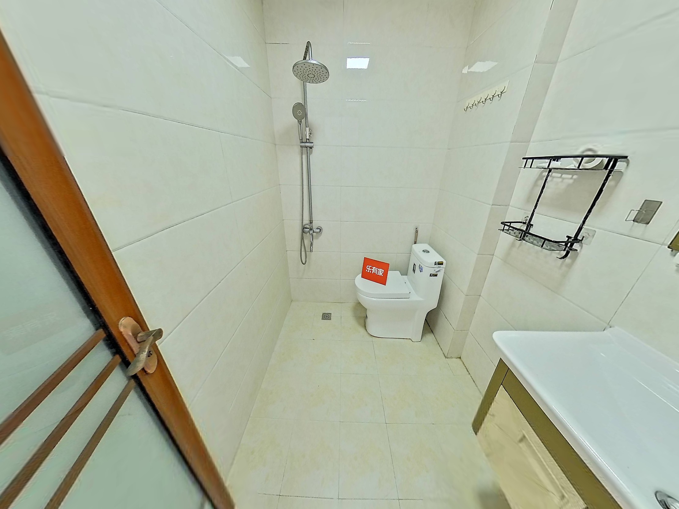 尚水天成 5房2厅3卫 125.11㎡