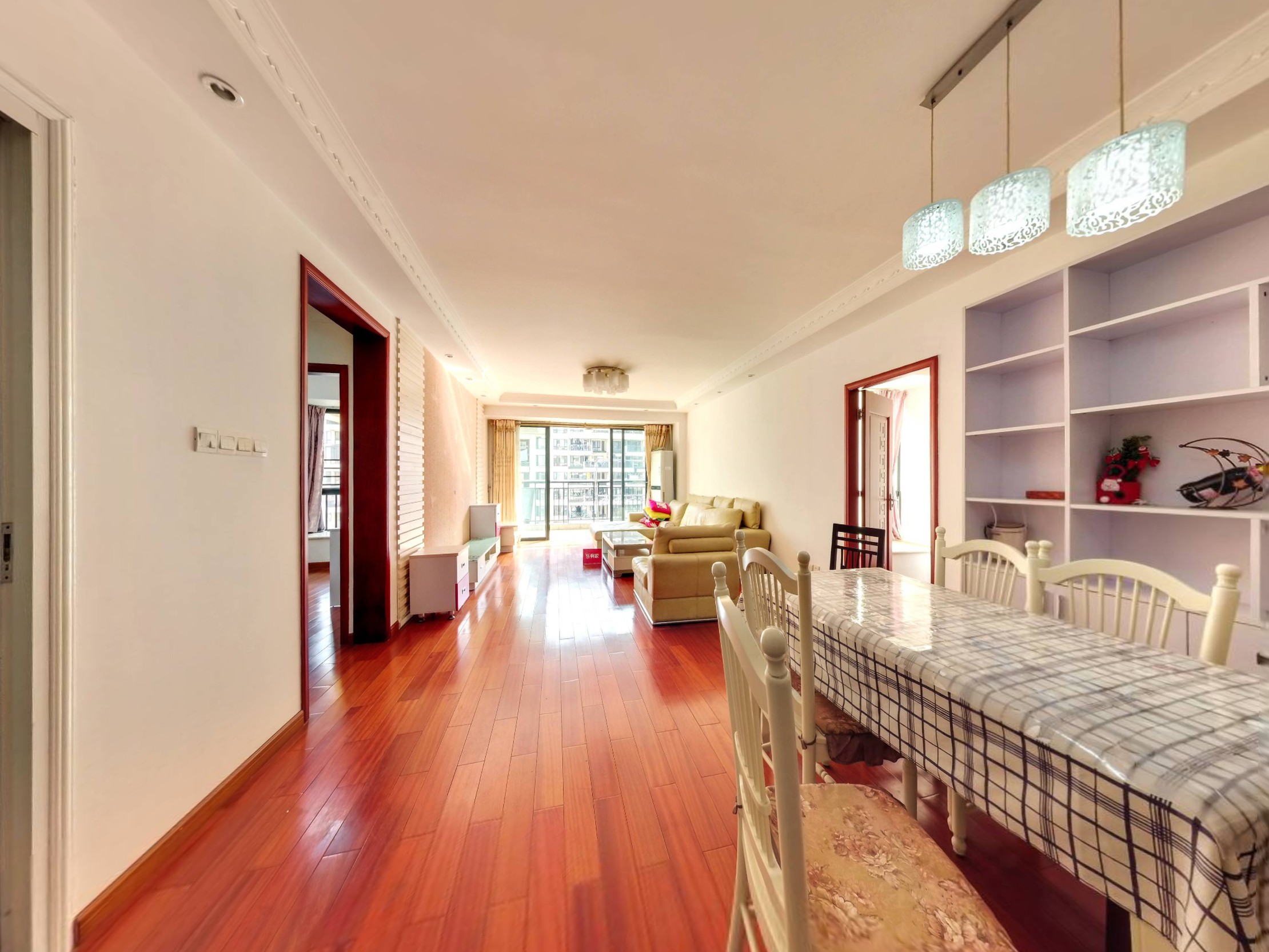 佳兆业可园六期 4房2厅2卫 135.83㎡