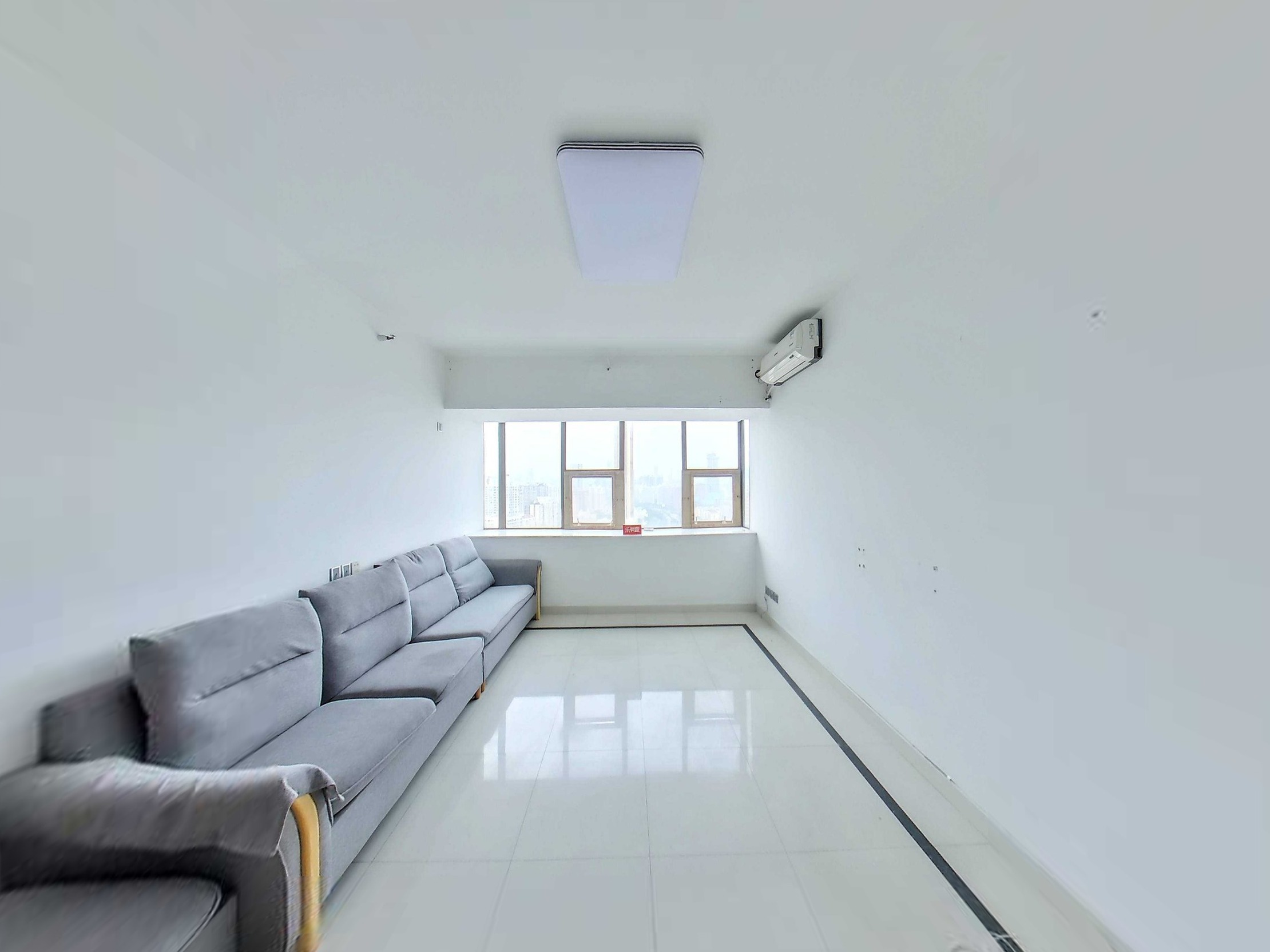 加福广场两房出售