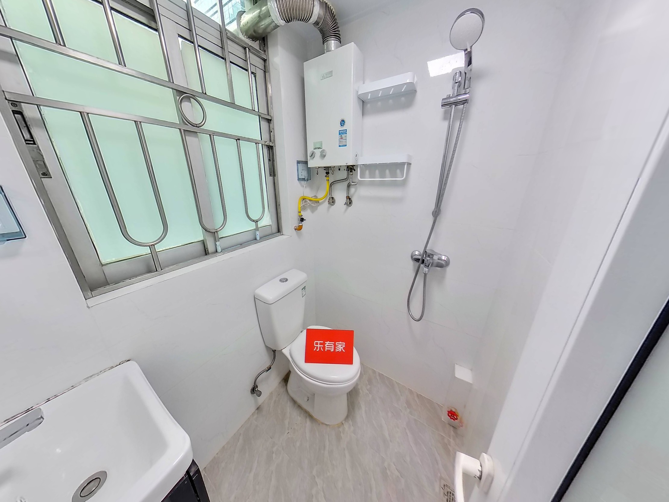 会展旁，辛诚，精装，急售，预约看房！