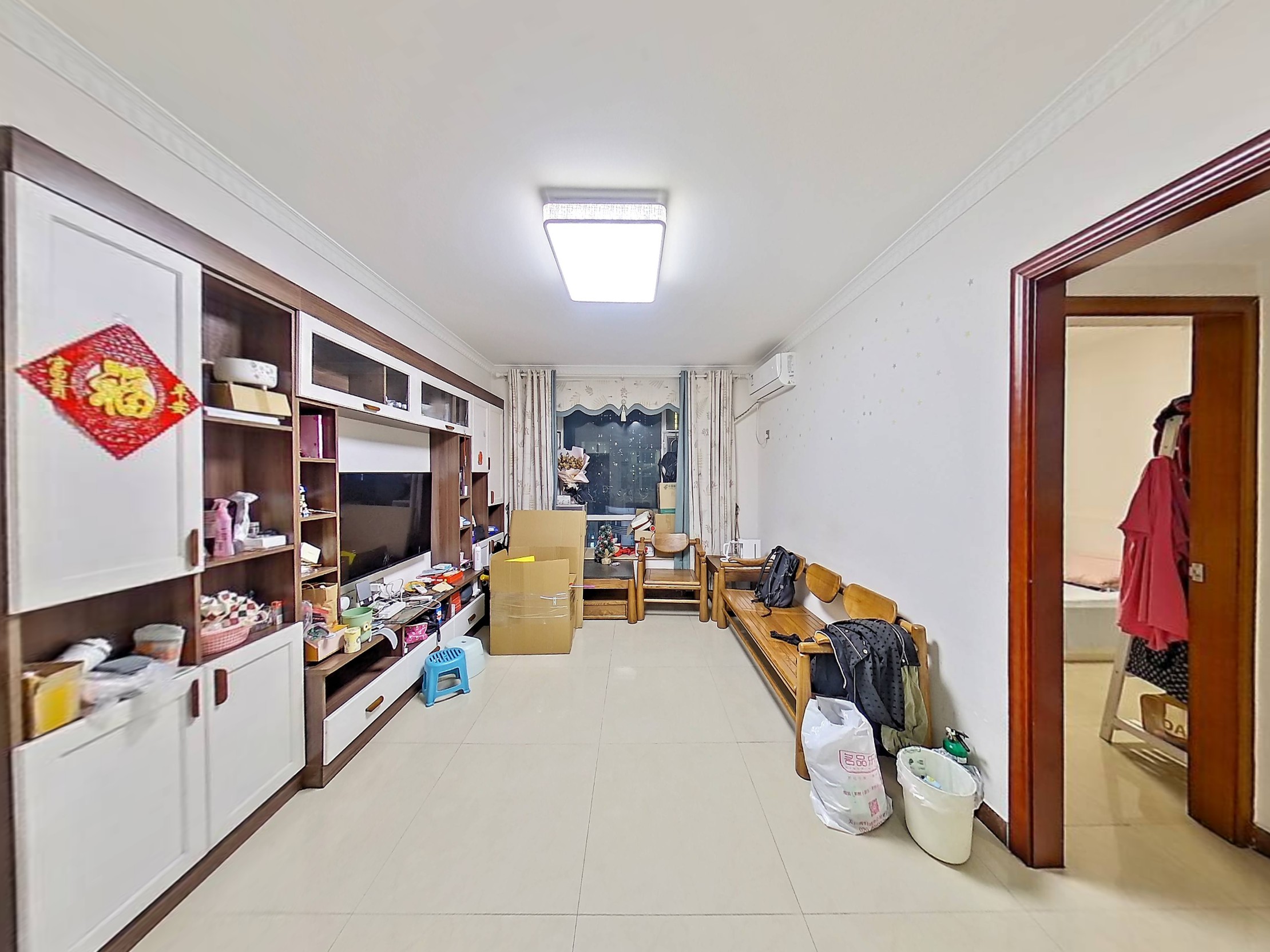 万象新园精装两房，家具齐全，可直接入住