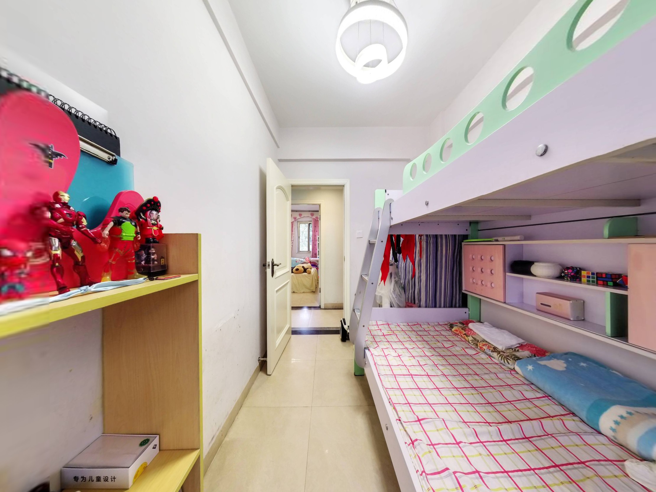 创业二村东南精装4室2厅