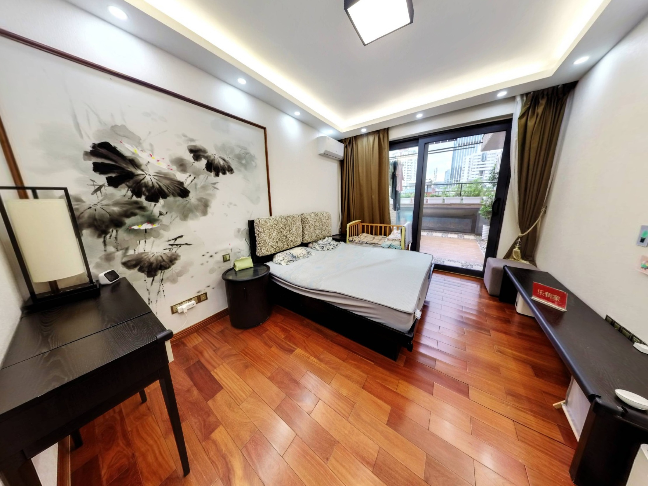 松泉山庄，方正户型，通风采光佳，带花园，人车分流，重点学校近，诚心出售。