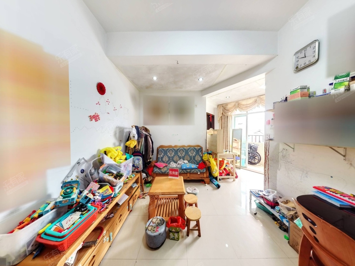骏逸名苑精装2房出售