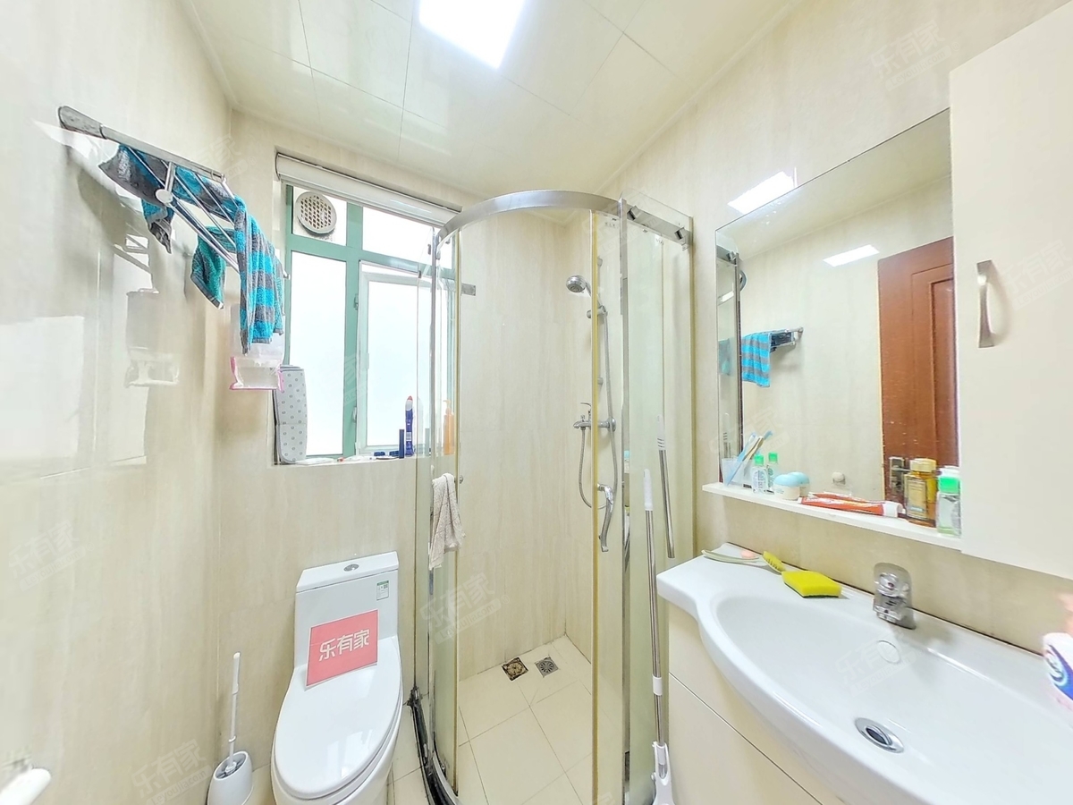 缤纷假日精装修出售