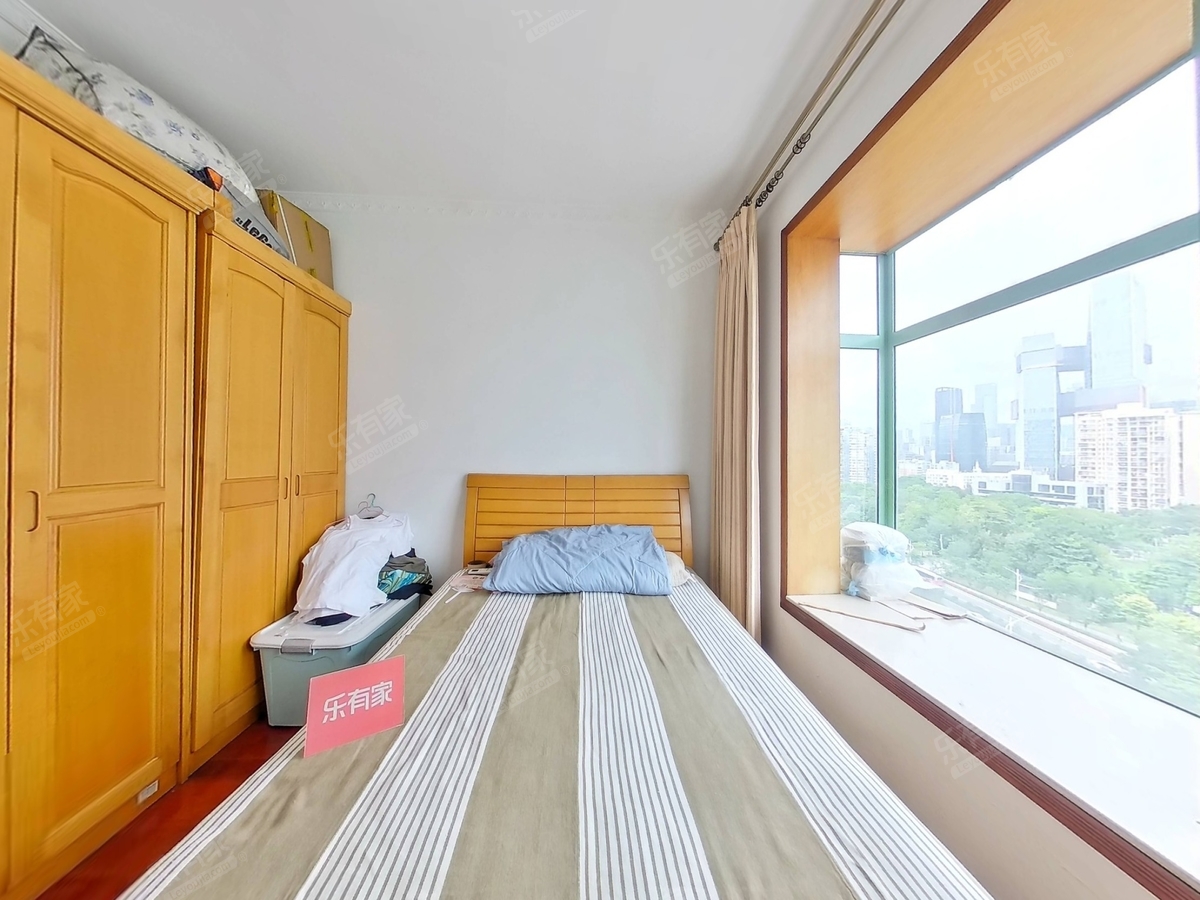 缤纷假日精装修出售