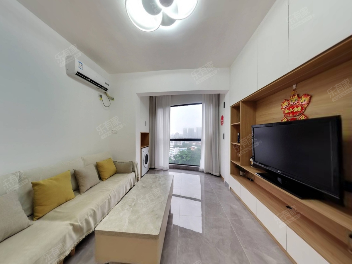 全新精装两居室家私家电齐全，拎包入住，方便看房-广州历德雅舍二手房