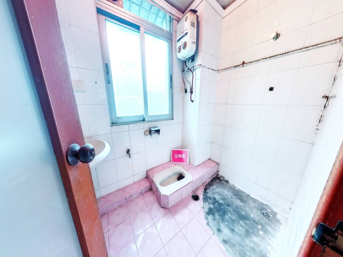 莲柏新村厕所-2