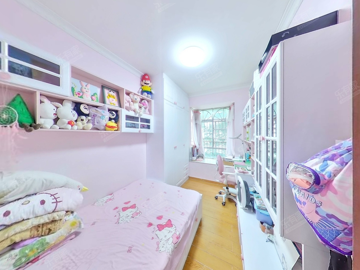 龙华地铁口大信花园