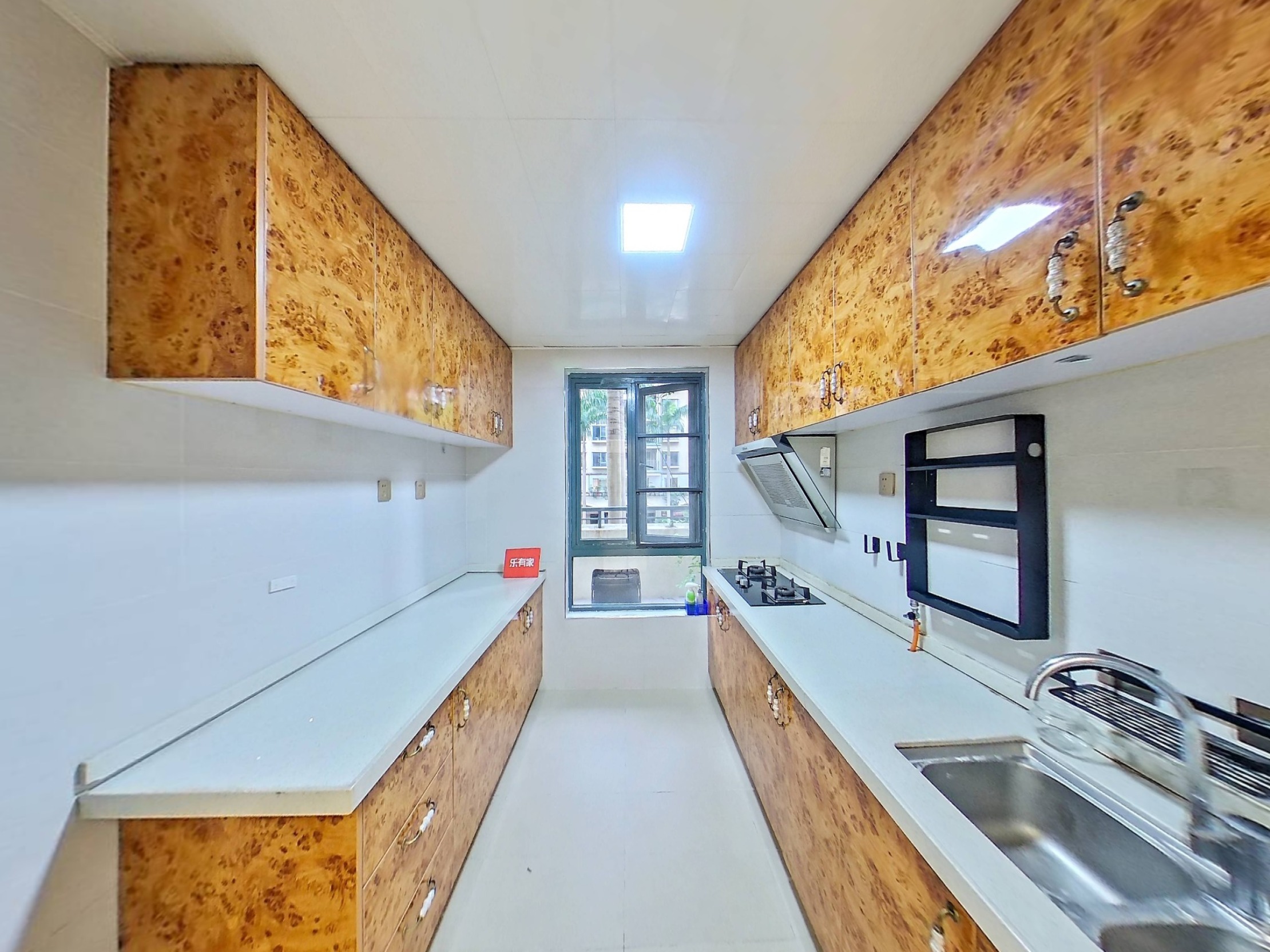 华侨城纯水岸安静户型，诚意出售