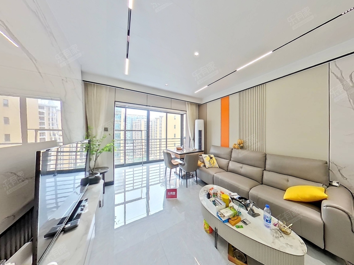 诚心出售，看房提前联系