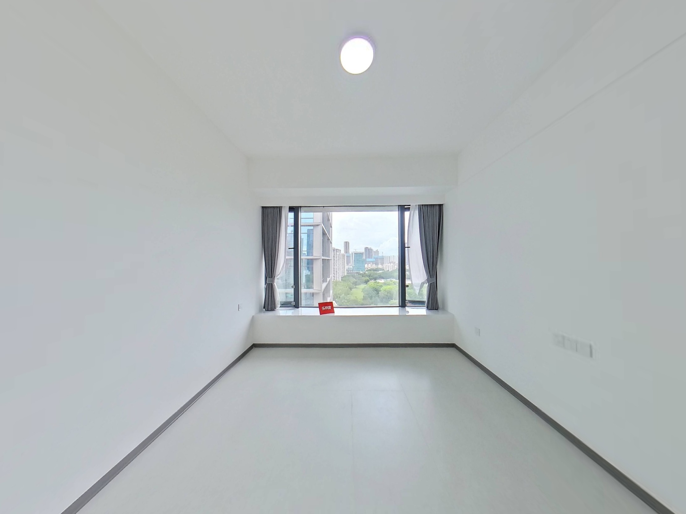 户型实用，格局明亮，通风采光好，实用面积大