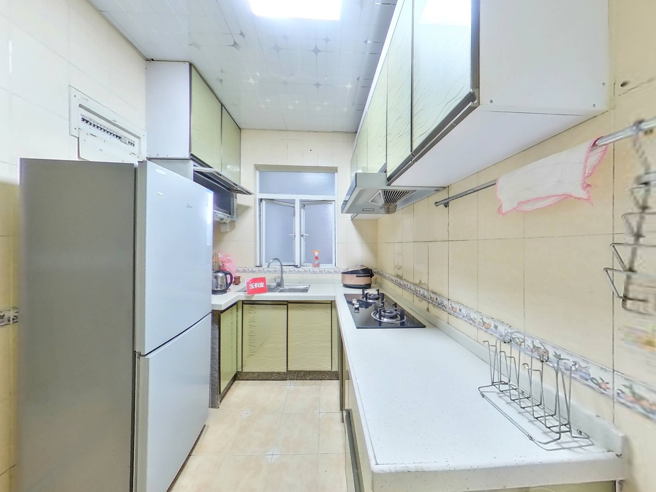 和记黄埔经典楼盘，福田CBD护航，欧式园林，精美三房