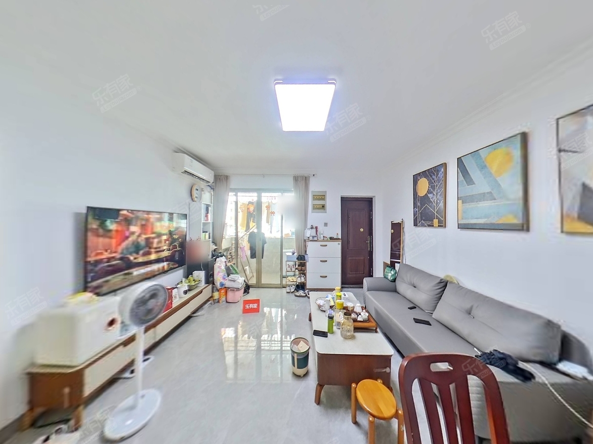 百仕达片区大两房，高得房率，近地铁口和喜荟城