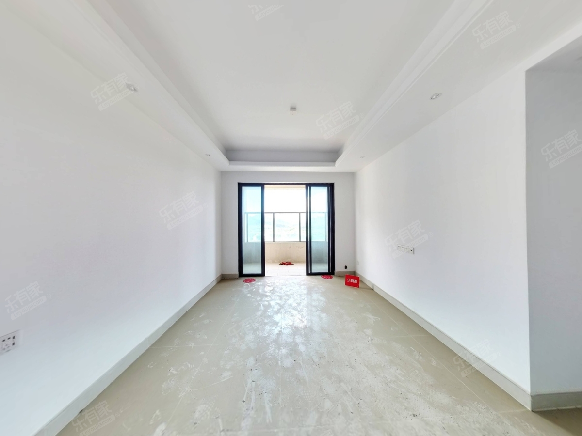南区新力翡翠湾，全新精装吉屋没住过，无抵押交易快-中山新力翡翠湾二手房