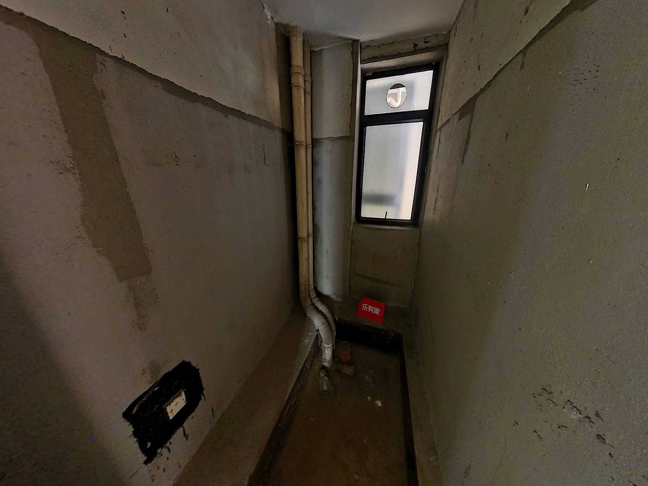 优格国际，南向实用三房，有一个平台，非常实用