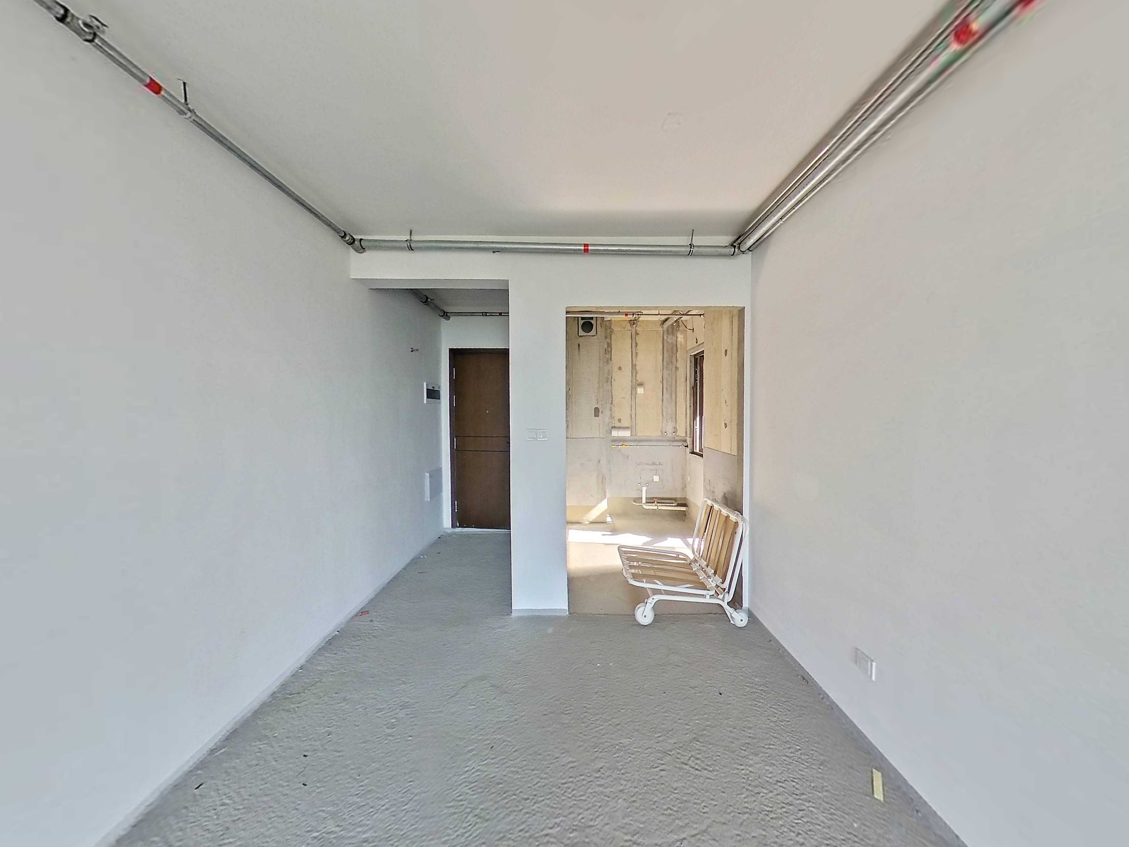 华富村，方正户型，朝南采光佳，楼龄新，车位足，重点学校旁！业主诚售，随时看房，心动不如行动！