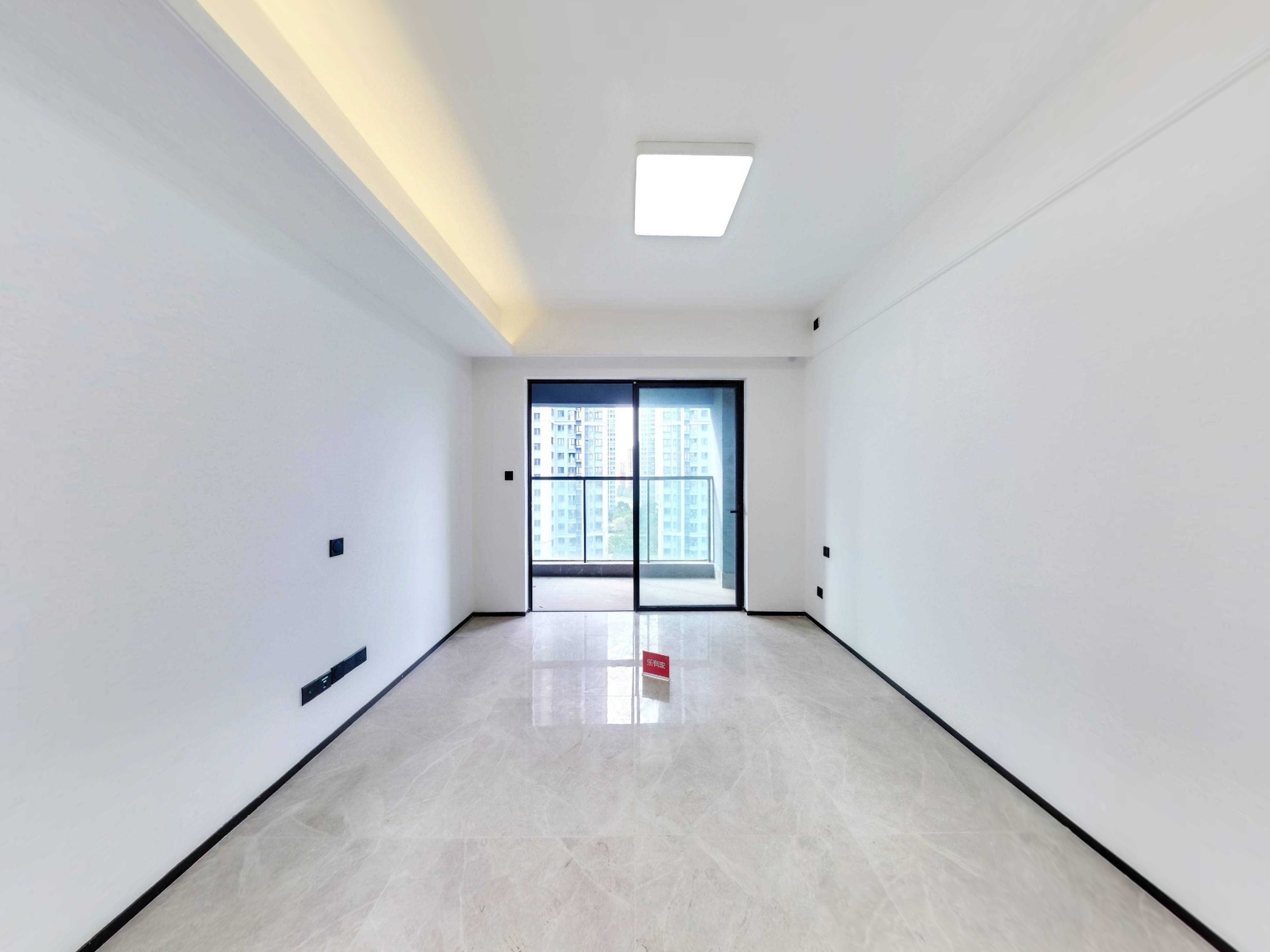 全新装修没住过业说诚心出售-中山欢乐海岸S3地块住宅项目二手房