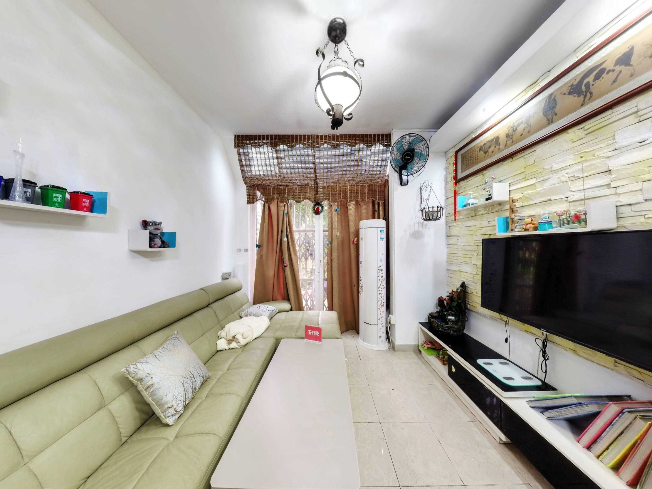 星晨花园七期，厅出阳台，朝南采光佳，车位充足，带地面花园，业主诚心出售，随时看房！-中山星晨花园七期二手房