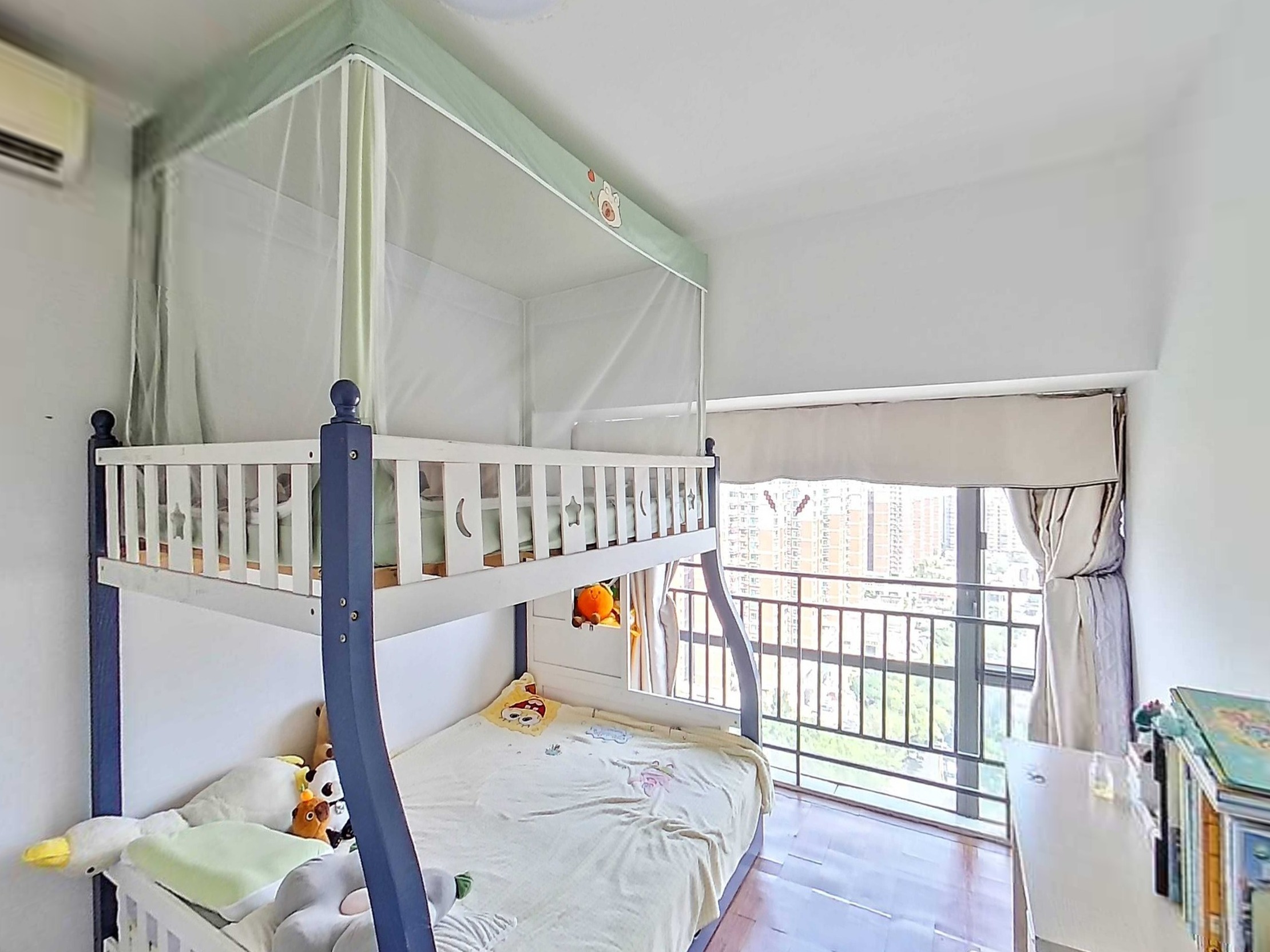 地铁口2房诚心出售