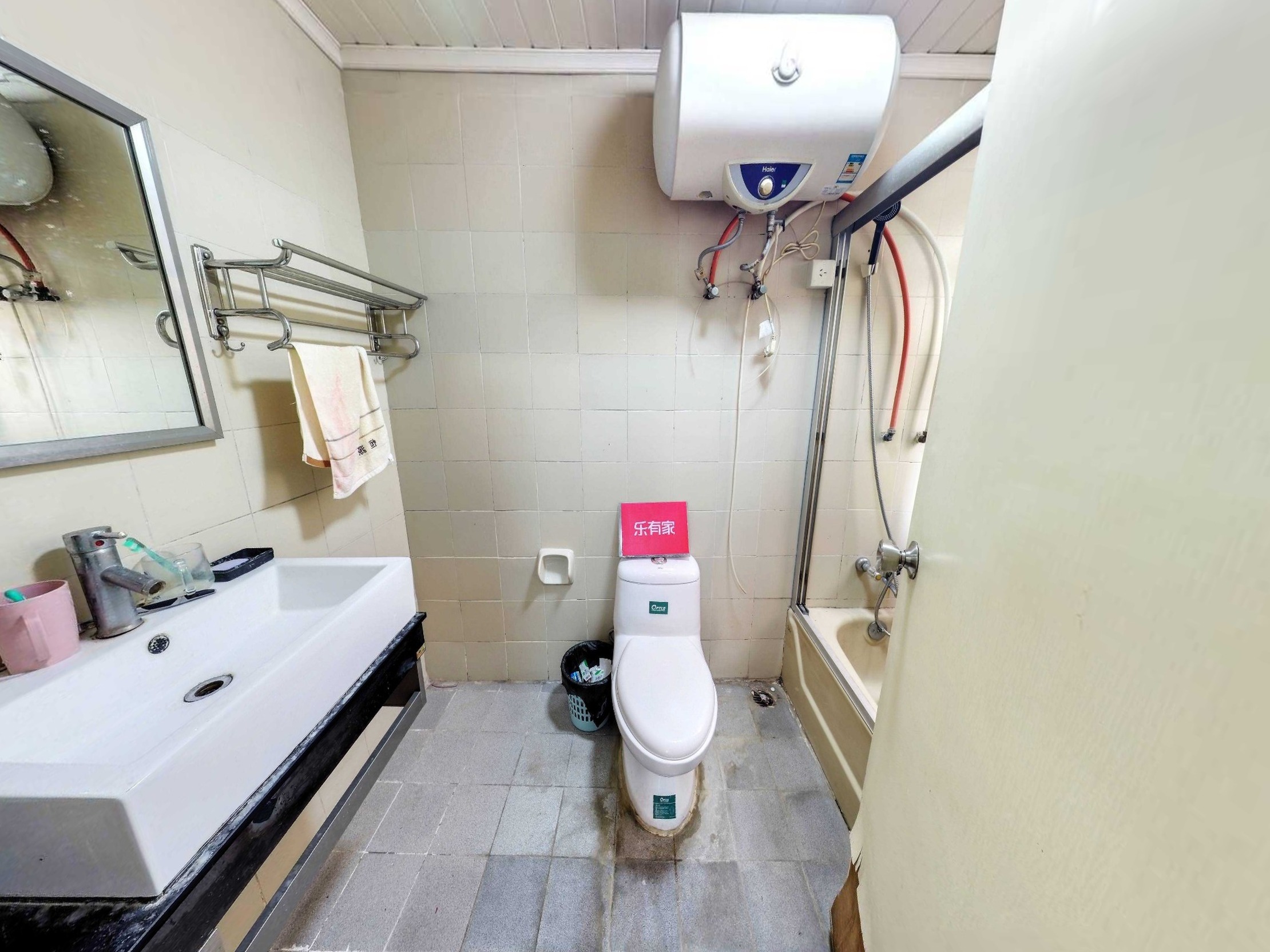 装修，位置。楼层