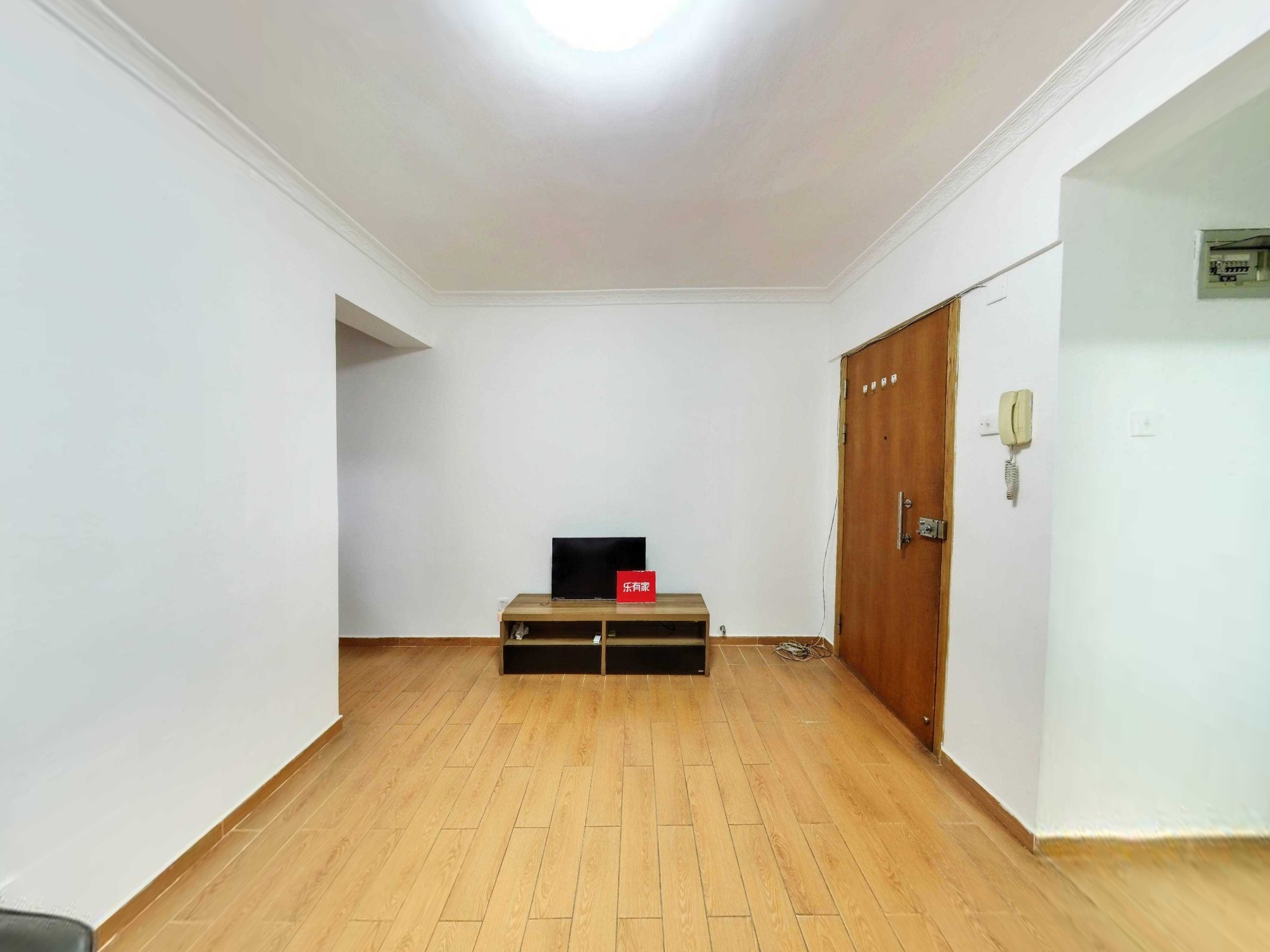 聚龙大厦诚心出售，低于均价，税费低，通风采光优，实用户型，人车分流，物业品质高，机会难得！