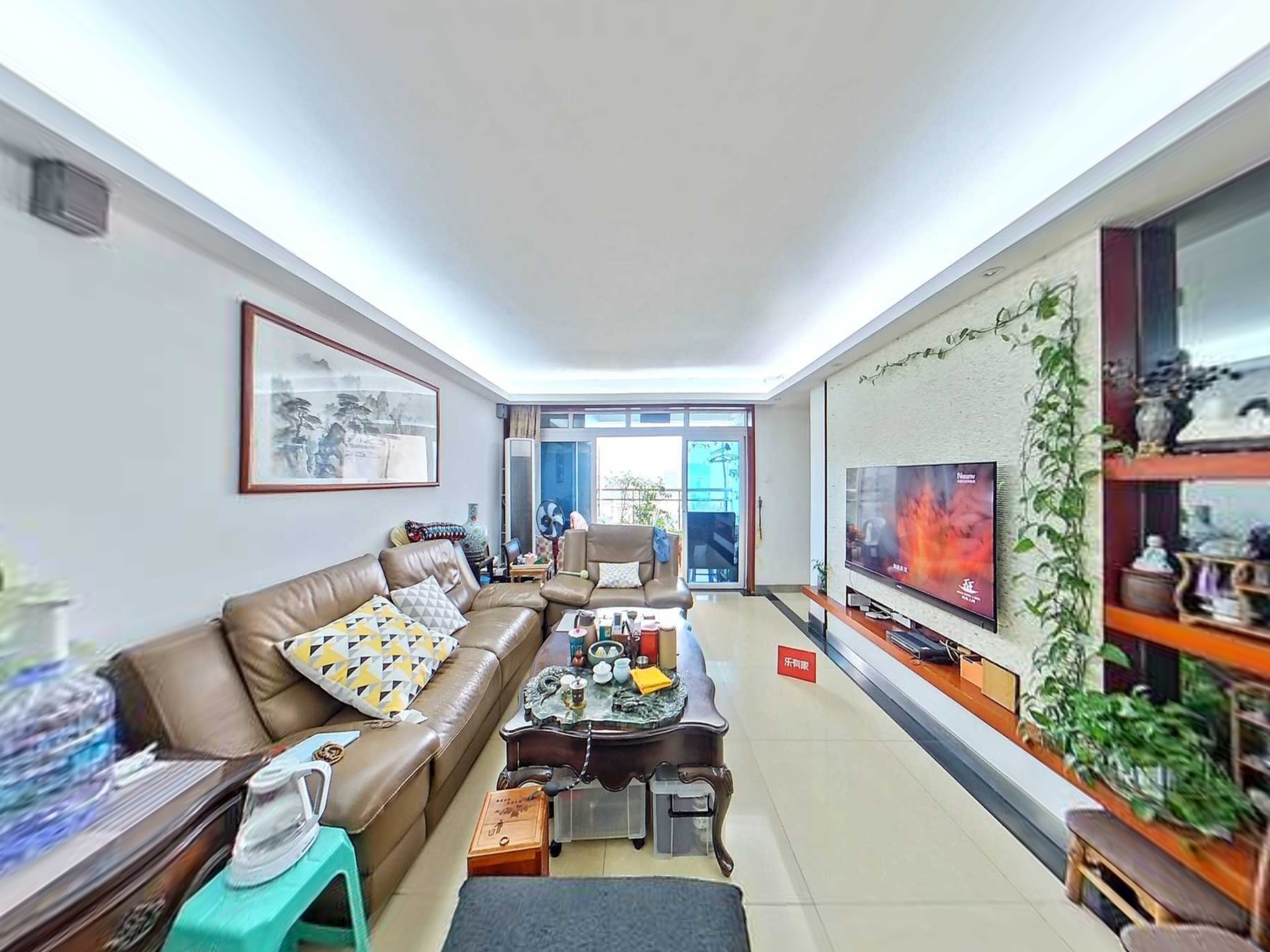 翡翠星空诚心出售，户型方正，通风采光佳，空中花园与架空层花园相伴，低于均价，税费低。-深圳翡翠星空二手房