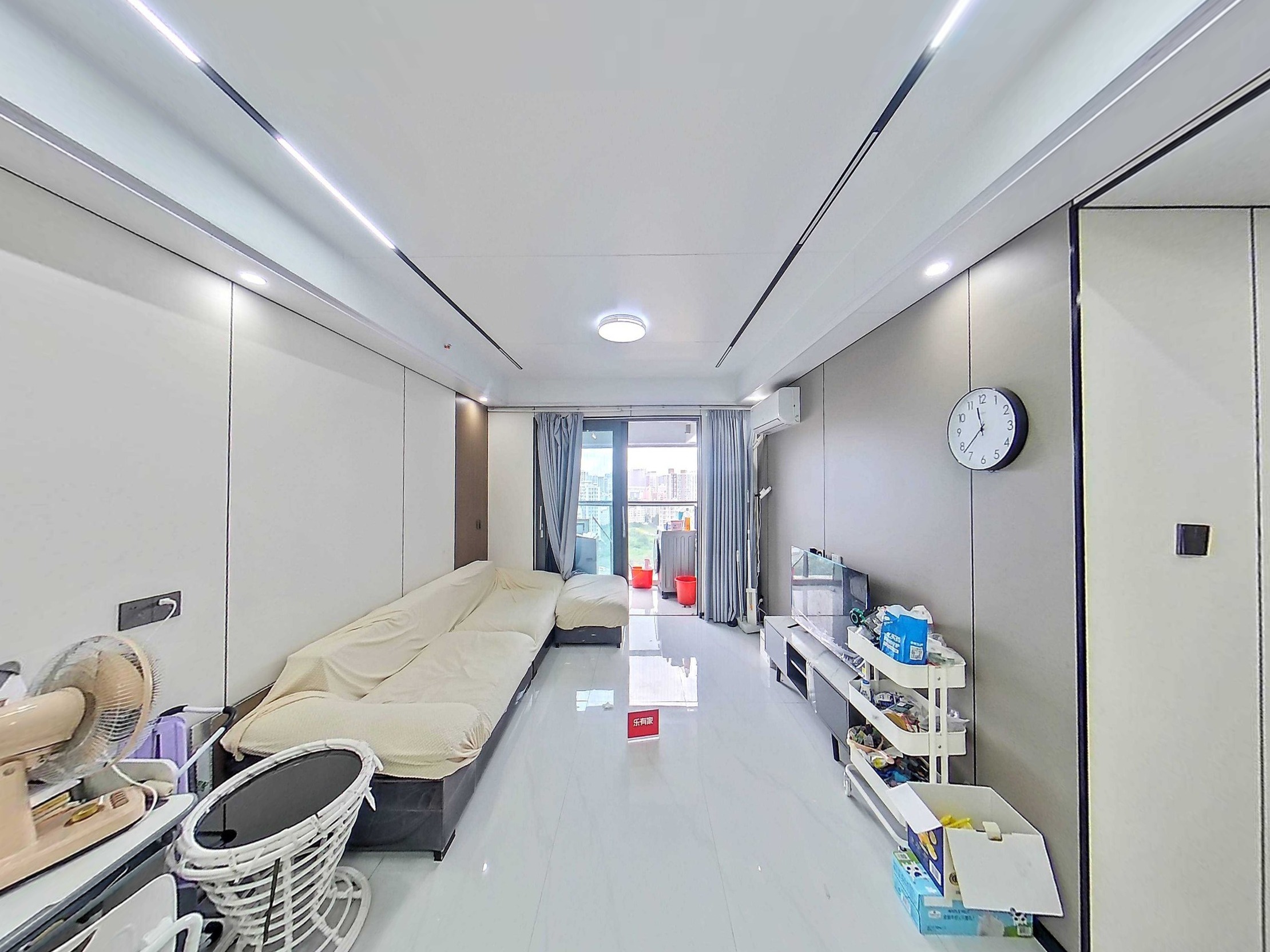 龙华精装三房诚心出售，朝南向