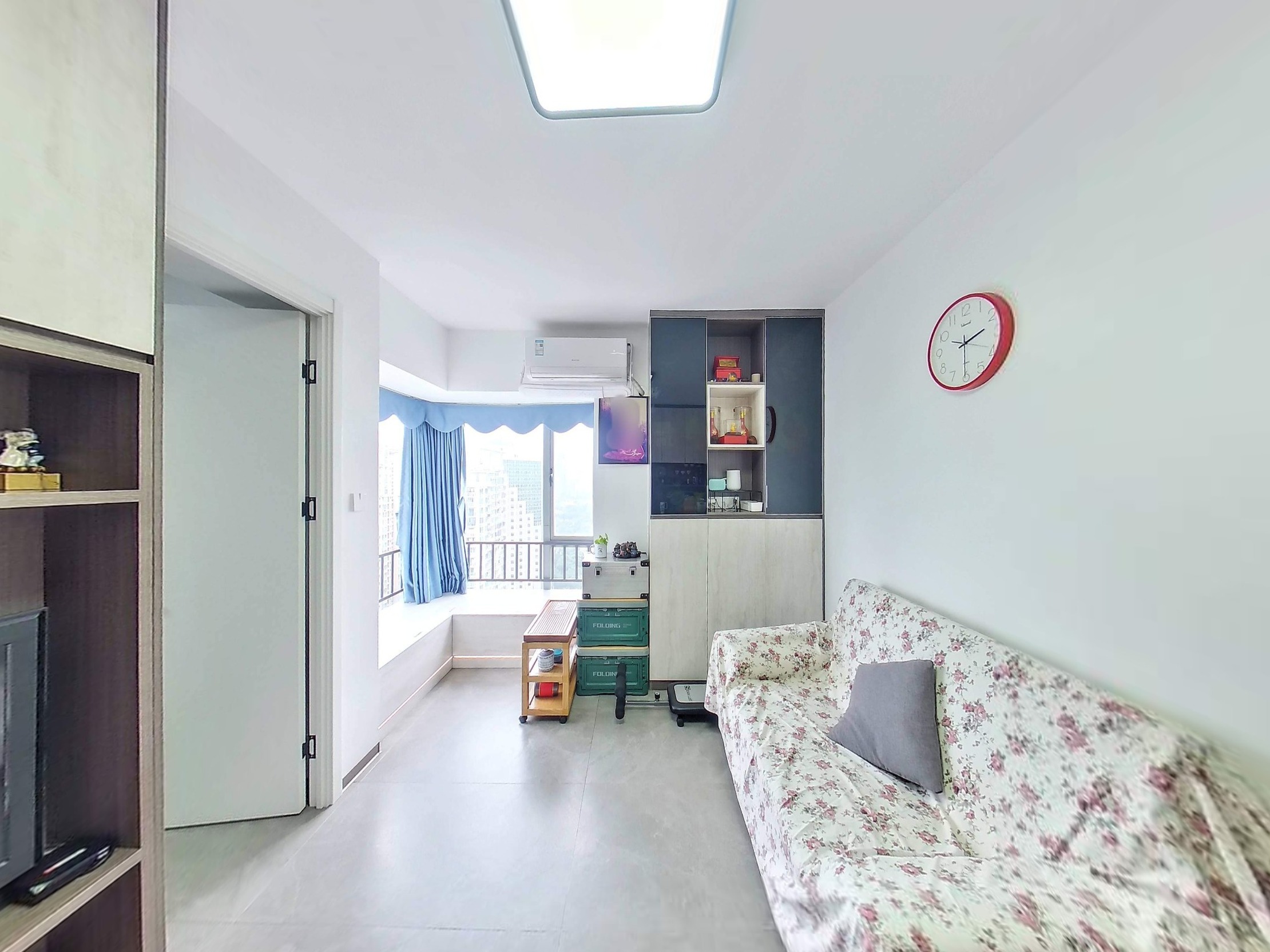 五洲星苑，精装修一房，看房方便