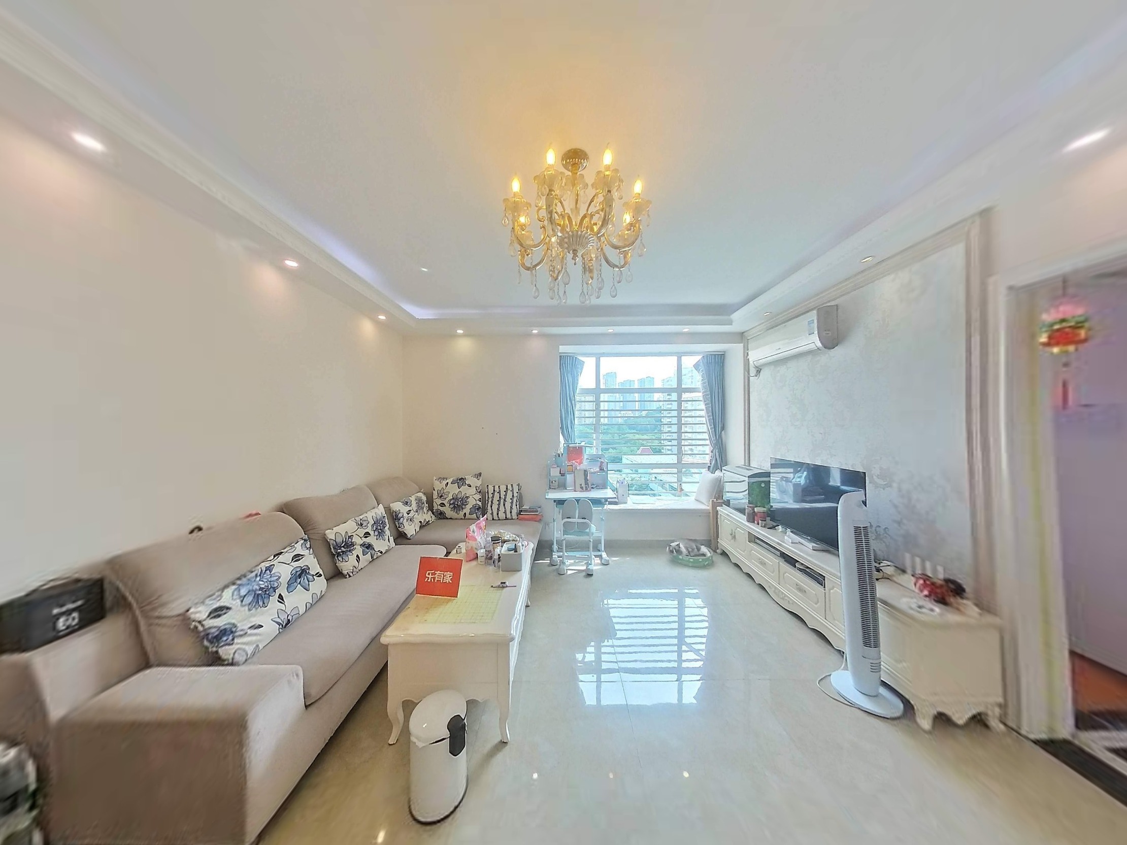 建鑫苑诚心出售，方正户型，通风采光佳，优质学校环绕，地面花园尽享宁静，小区人车分流，生活更安心。-深圳建鑫苑二手房