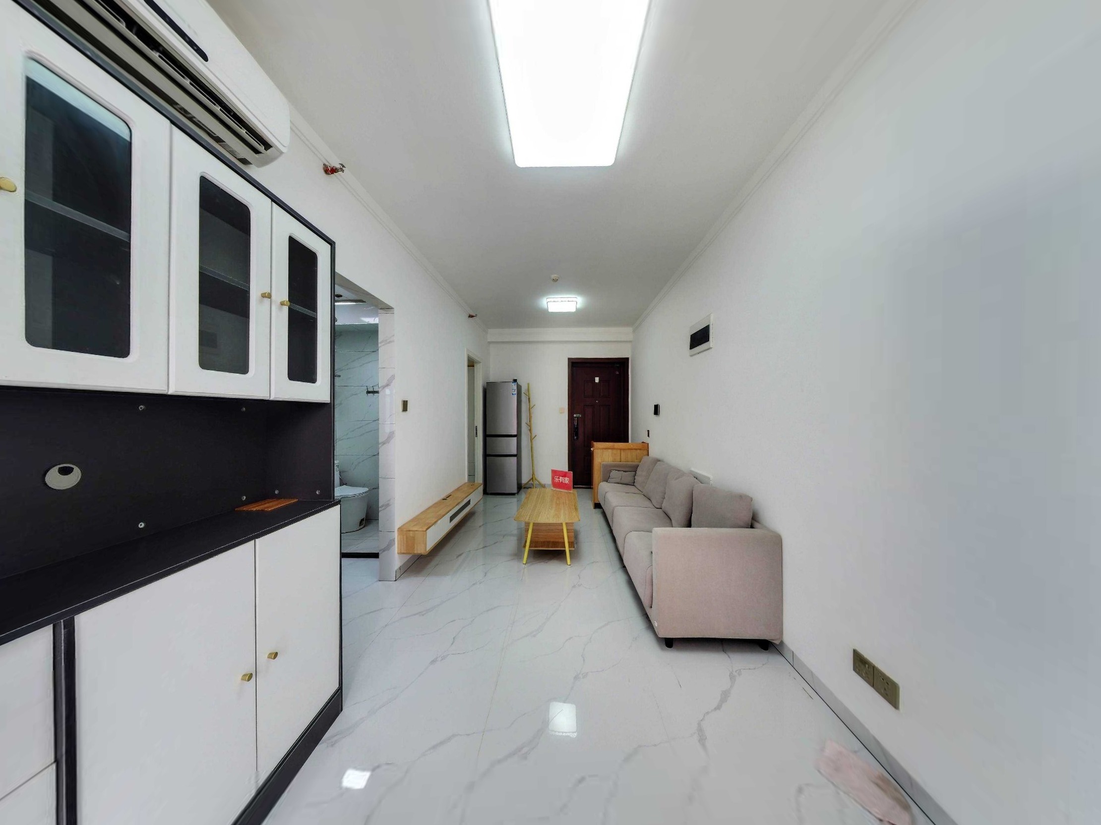 布心片区优质一室一厅，西南朝向，采光充足，改造空间大，自由发挥，尽享舒适生活。