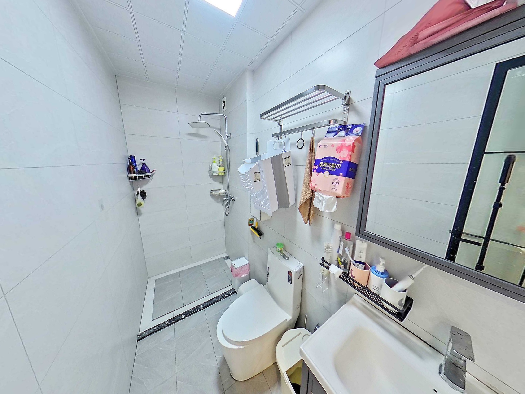 世纪华庭 3房2厅1卫 84.03㎡