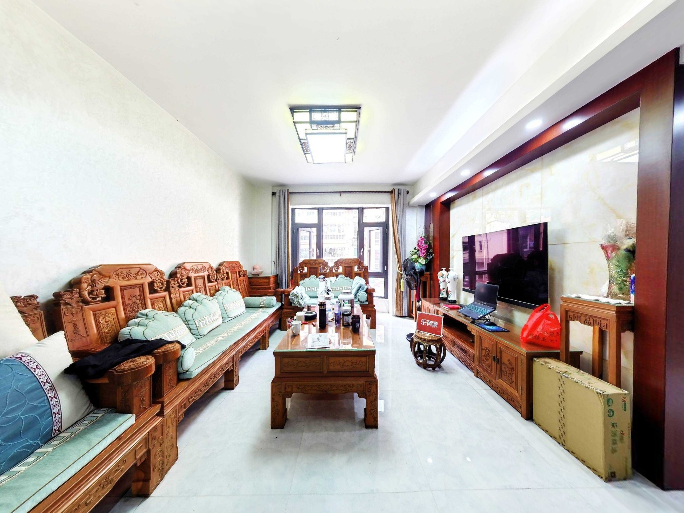 观峰阁 2房2厅2卫 92.32㎡