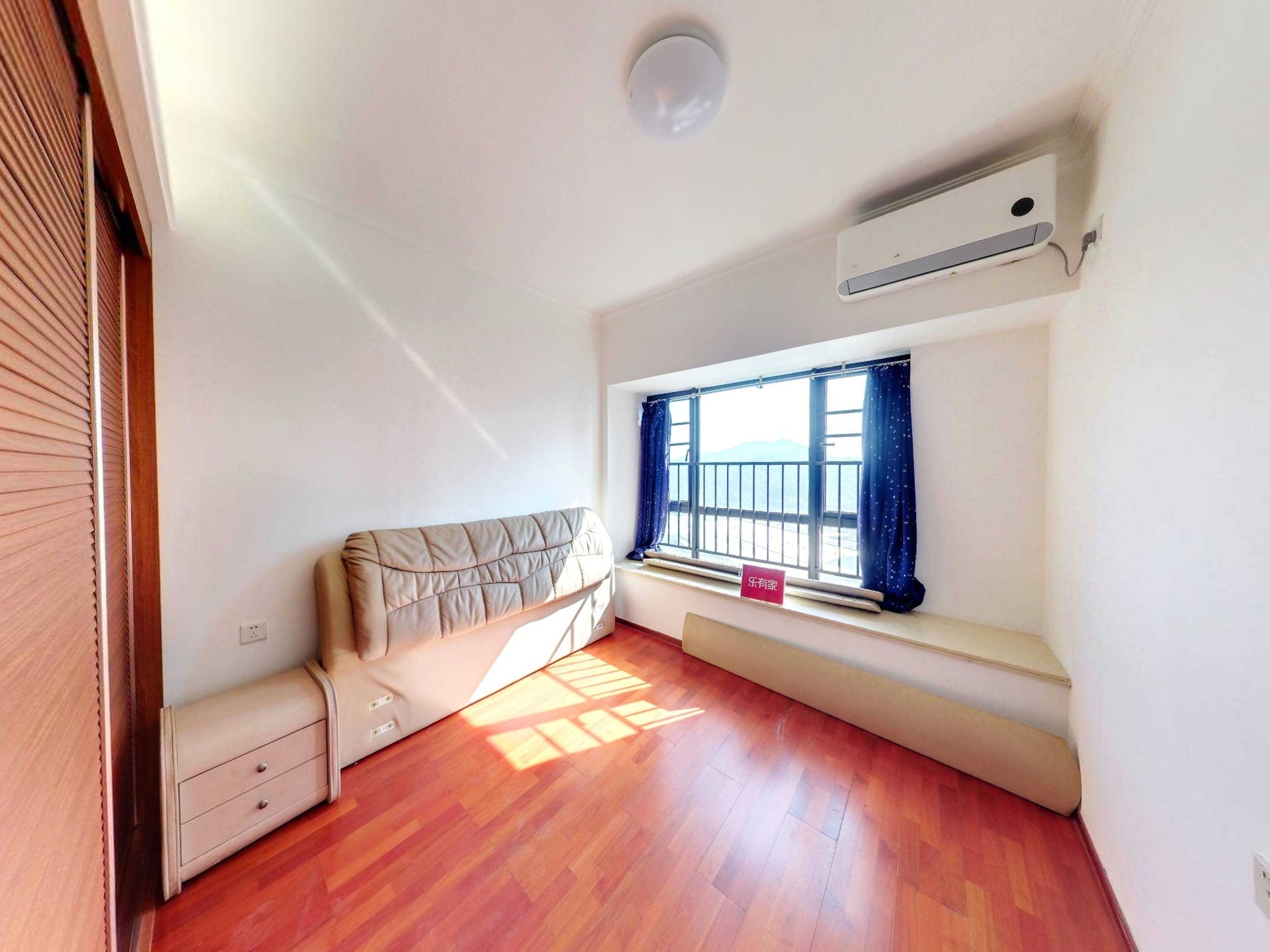 越秀滨海新城 3房2厅2卫 96㎡