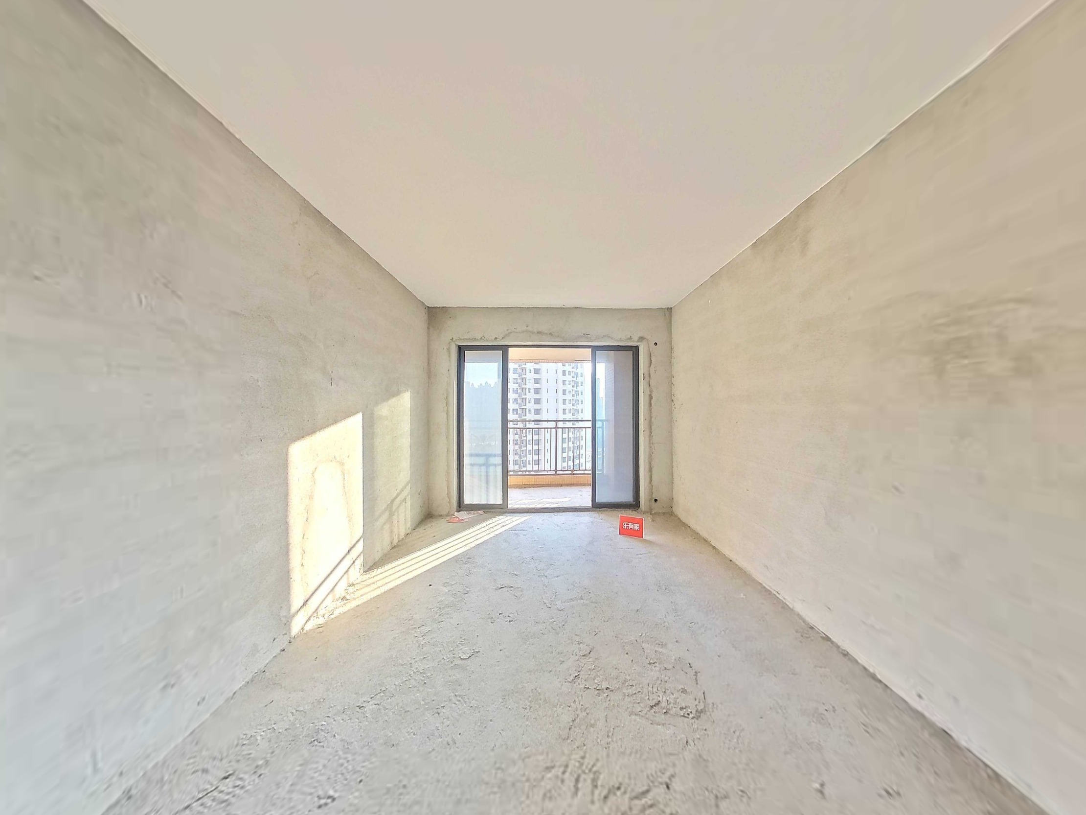 正和中州朝南看园林泳池的视野，对面的园林都可以看哦。-中山正和中州二手房