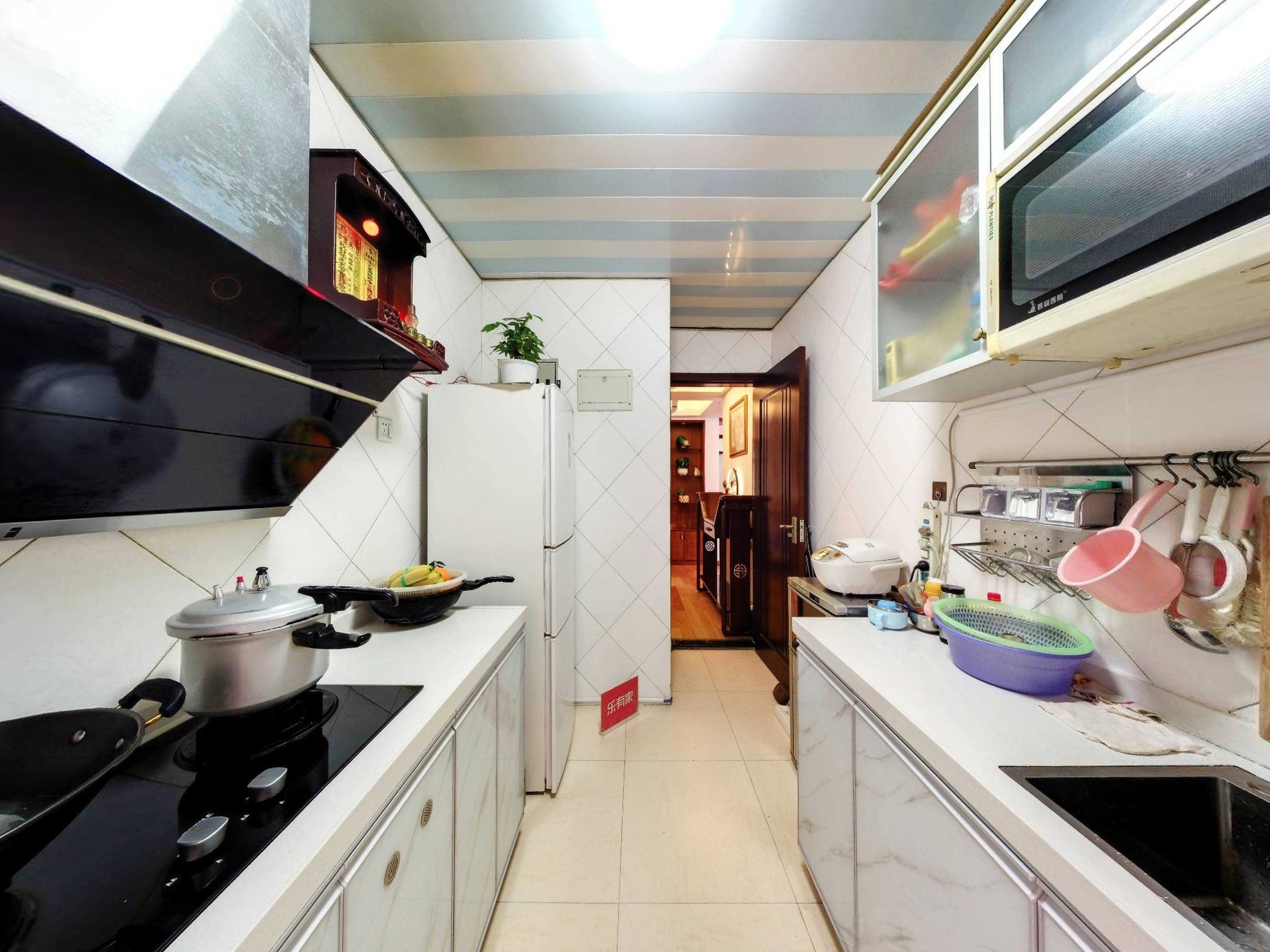 新世界倚山花园二期 4房2厅2卫 136.6㎡