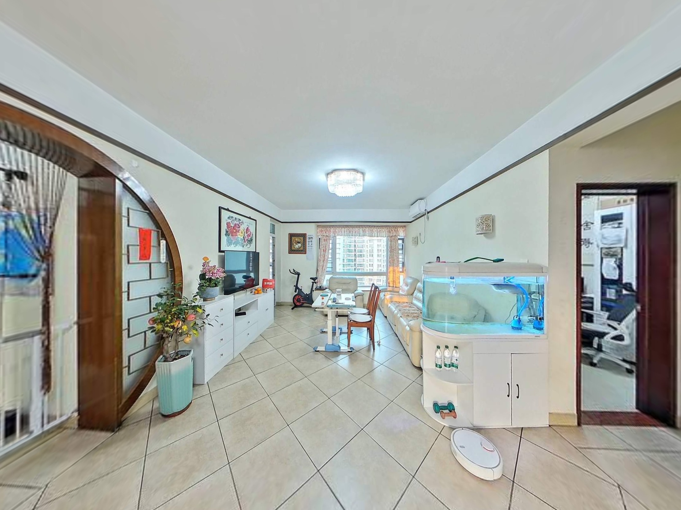 小区户型得房率还不错，花园大社区，业主诚心出售，价格可以