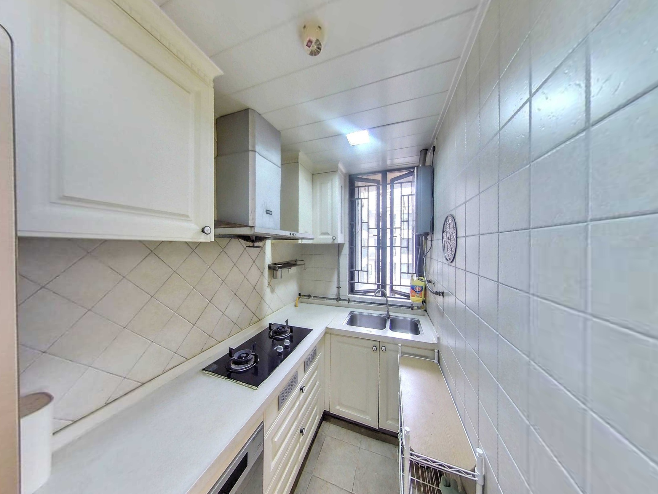 万科翡丽郡居家3房，业主诚心出售