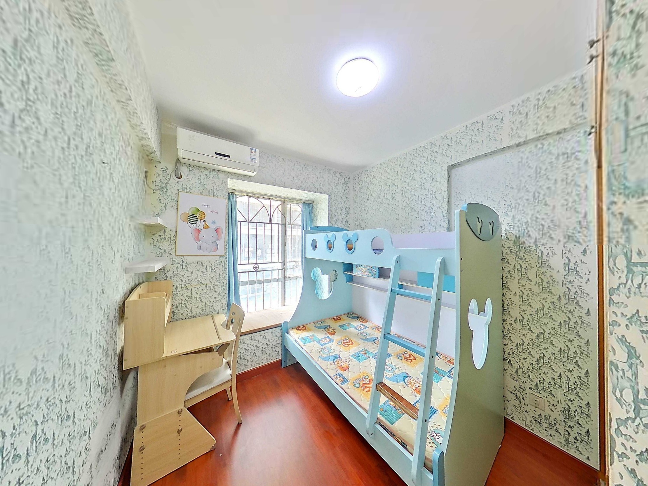 合正逸园南向大三房两卫，业主诚心出售