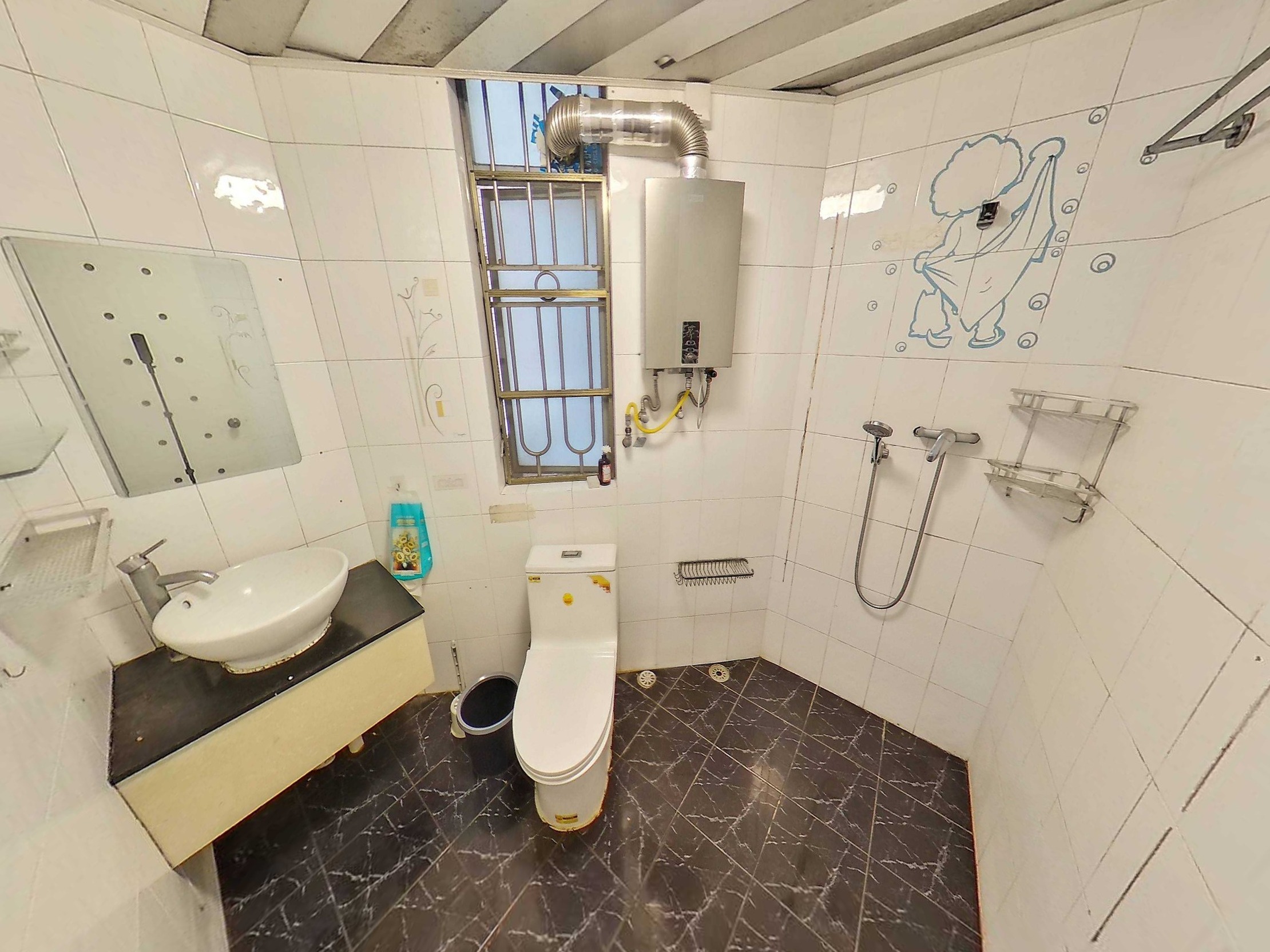 西海湾花园北精装3室2厅106.86m²