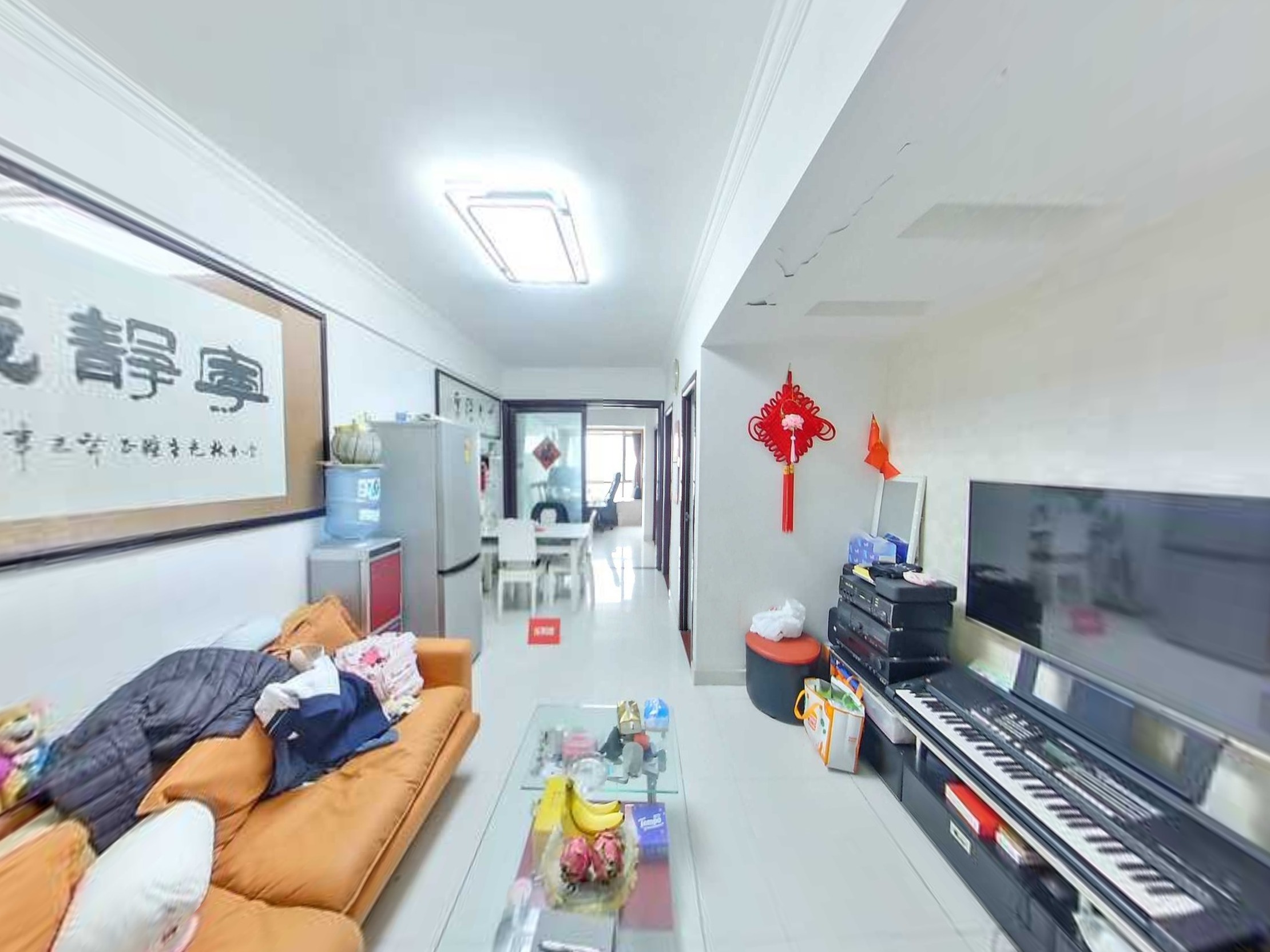 温馨舒适好房，业主诚心，看房方便近地铁站